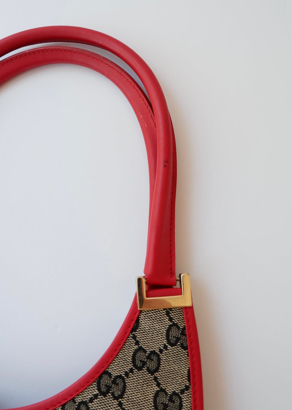 Preowned Gucci Red GG Canvas Jackie Piston Closure Shoulder Bag