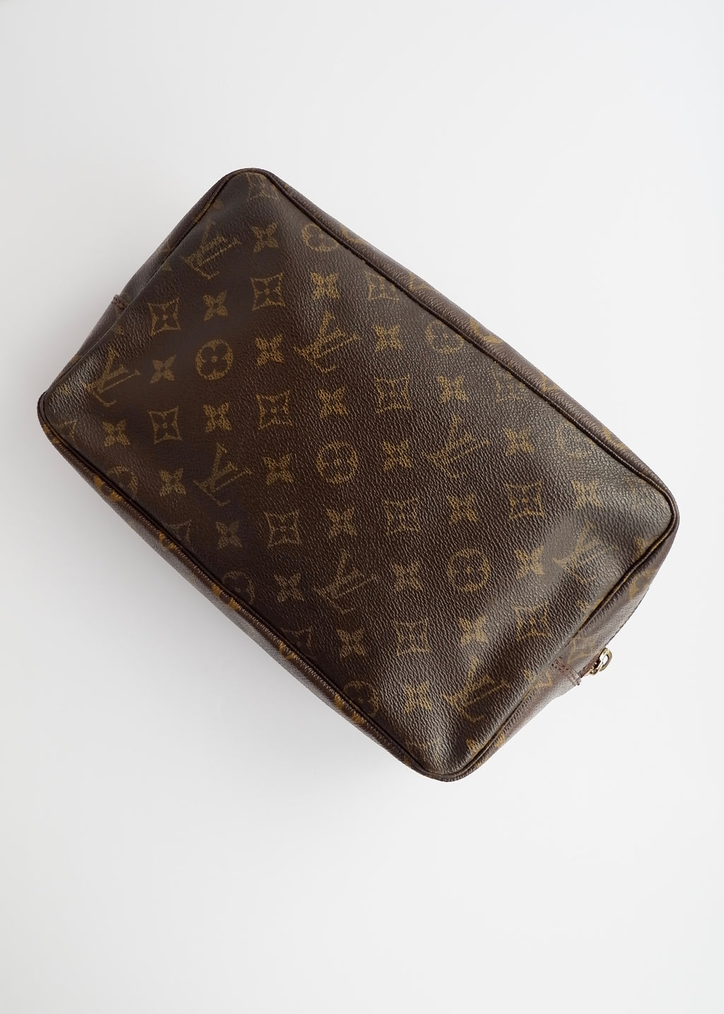 Authentic Preowned Vintage Louis Vuitton Monogram Large Toiletry Pouch