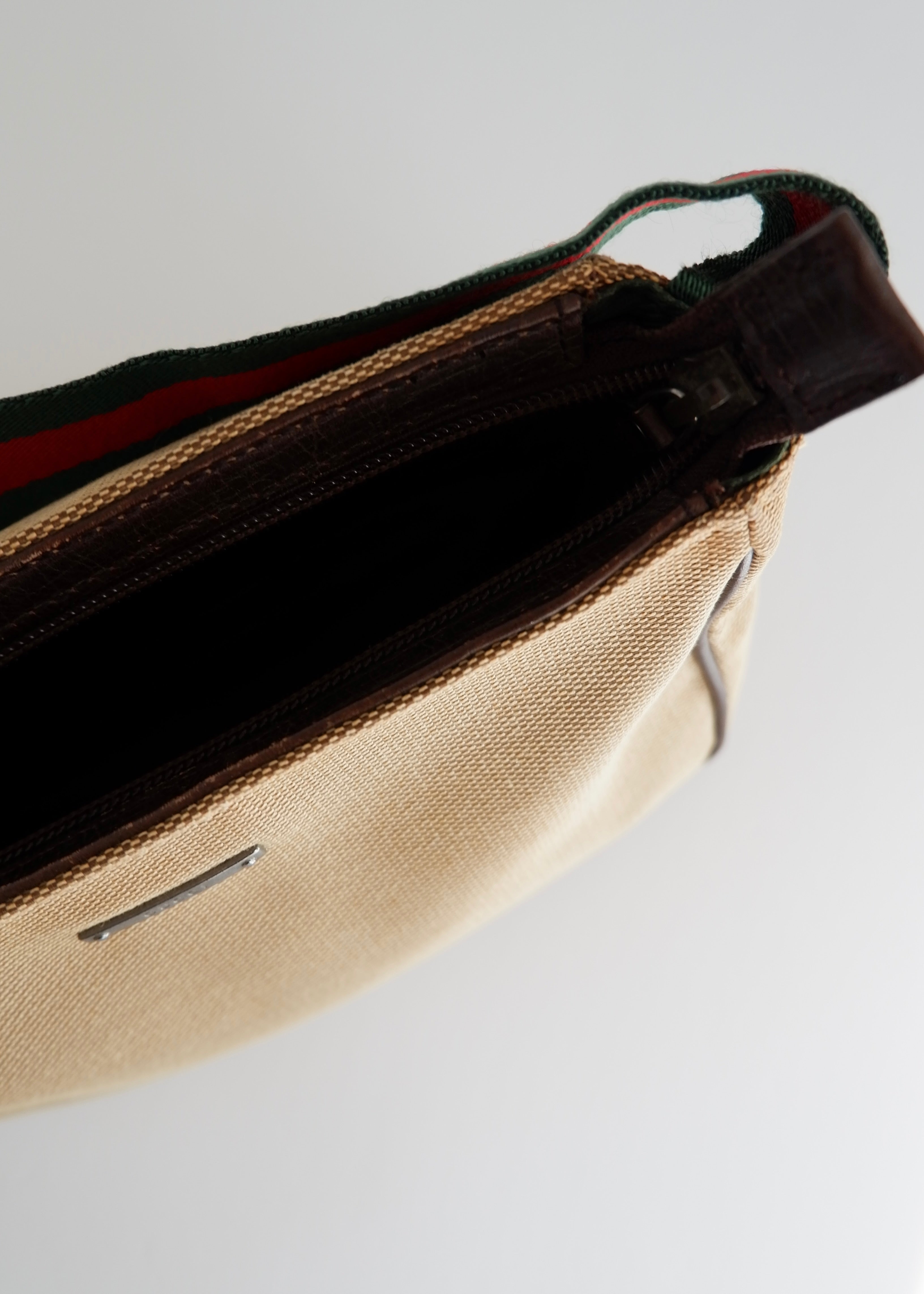 Authentic Preowned Gucci Beige Sherry Line Shoulder Bag