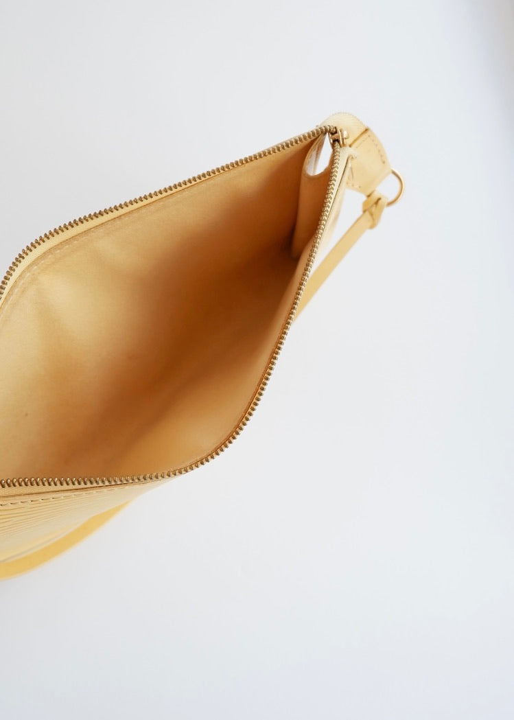 Sac porté épaule Louis Vuitton Pochette en cuir Épi beige authentique d'occasion