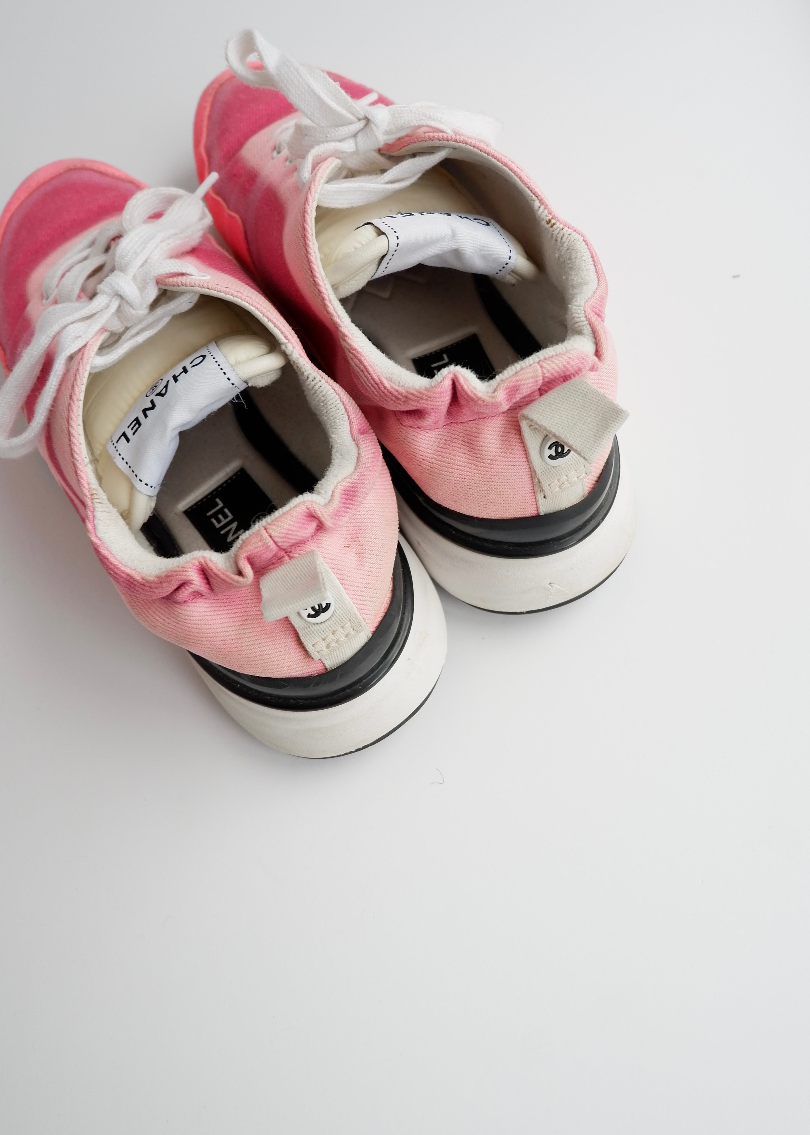 Authentic Preowned Chanel Pink Fabric/Suede CC Logo Low Top Sneakers - 37