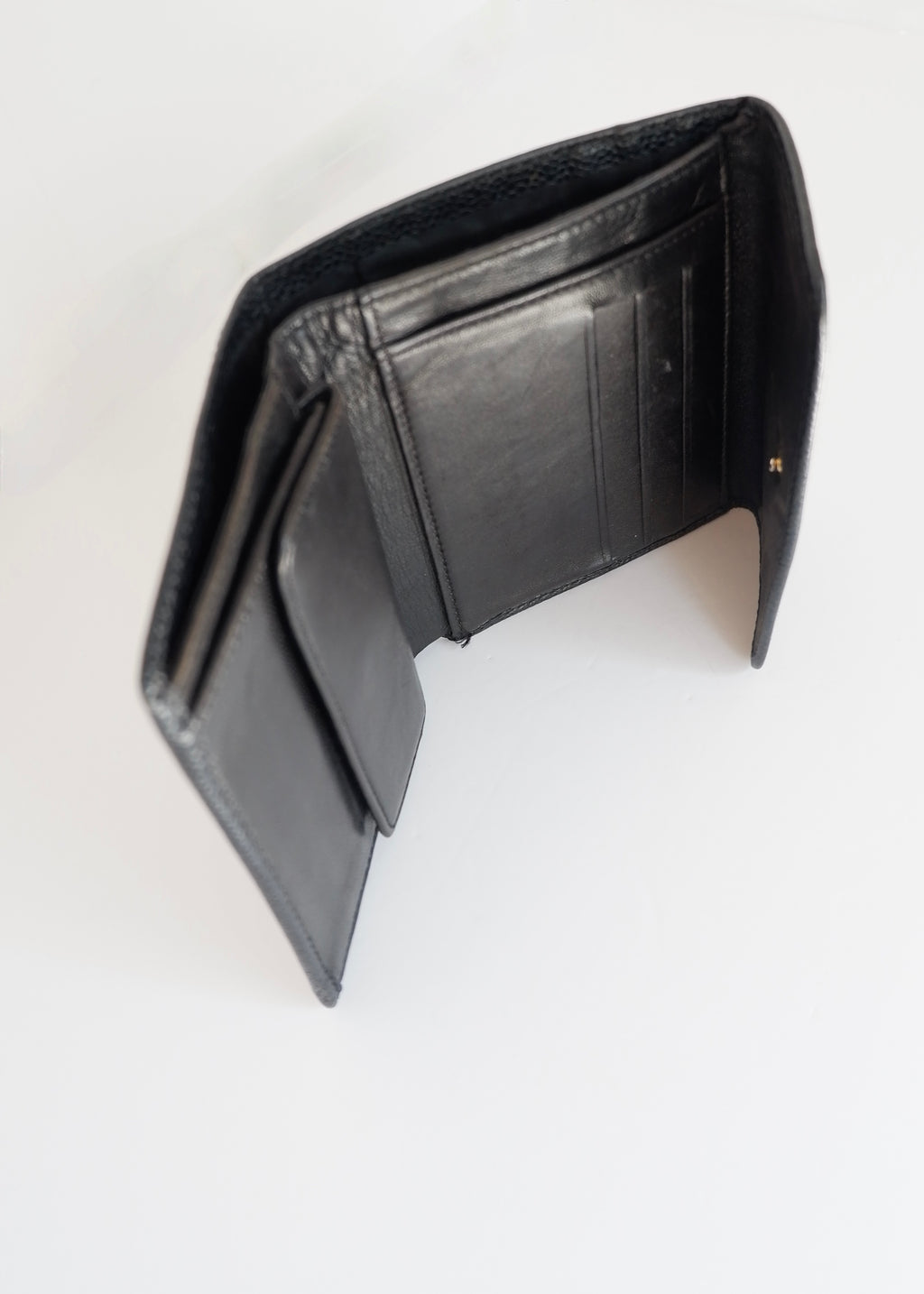 Preowned Chanel Black Caviar Leather Compact Wallet