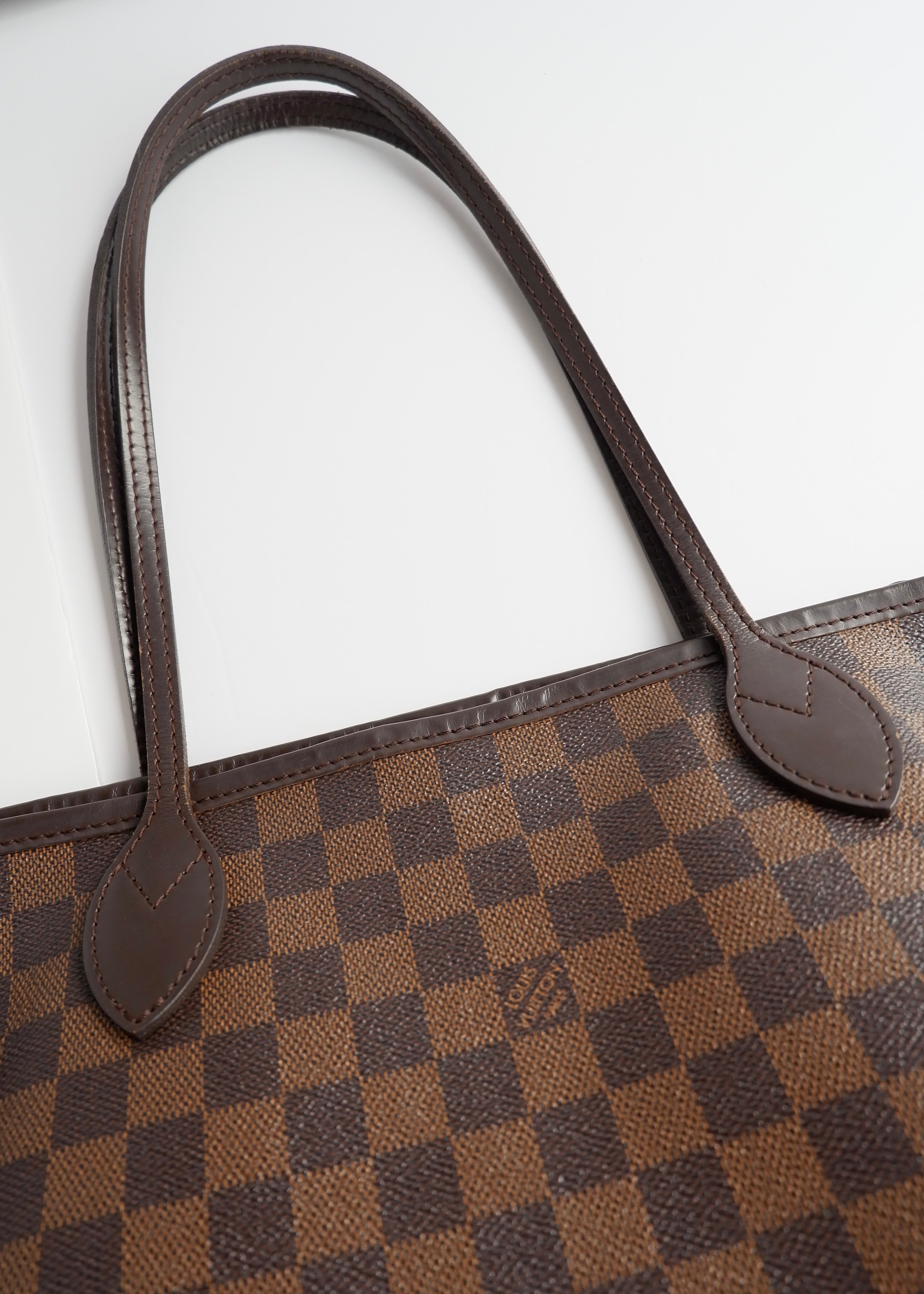Preowned Louis Vuitton Damier Ebene Neverfull MM
