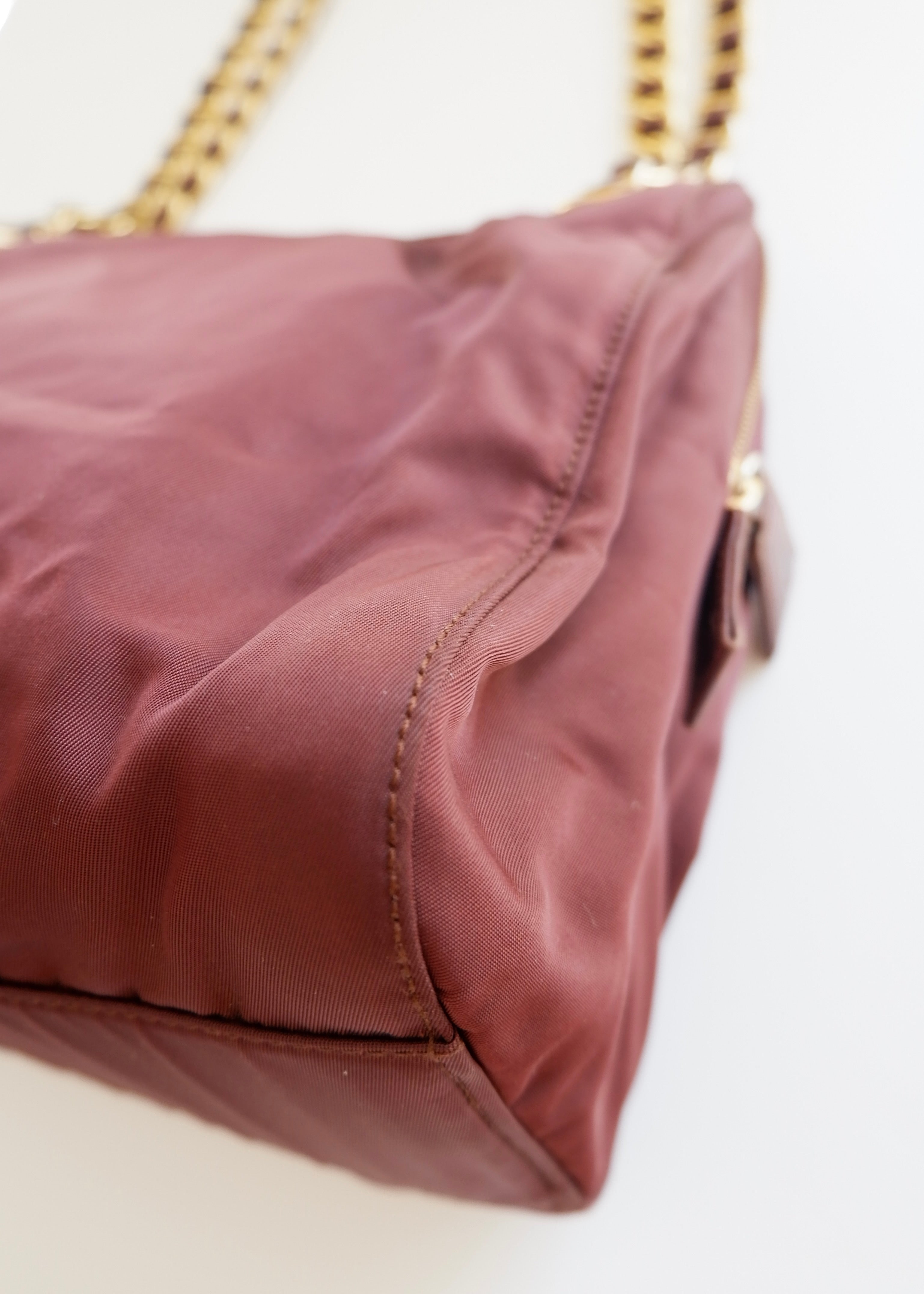Preowned Prada Burgundy Nylon Chain Shoulder Tote