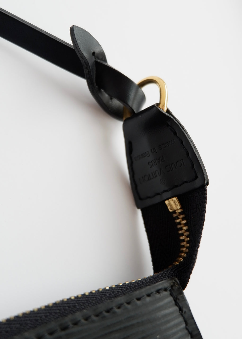 Authentic Preowned Louis Vuitton Black Epi Pochette