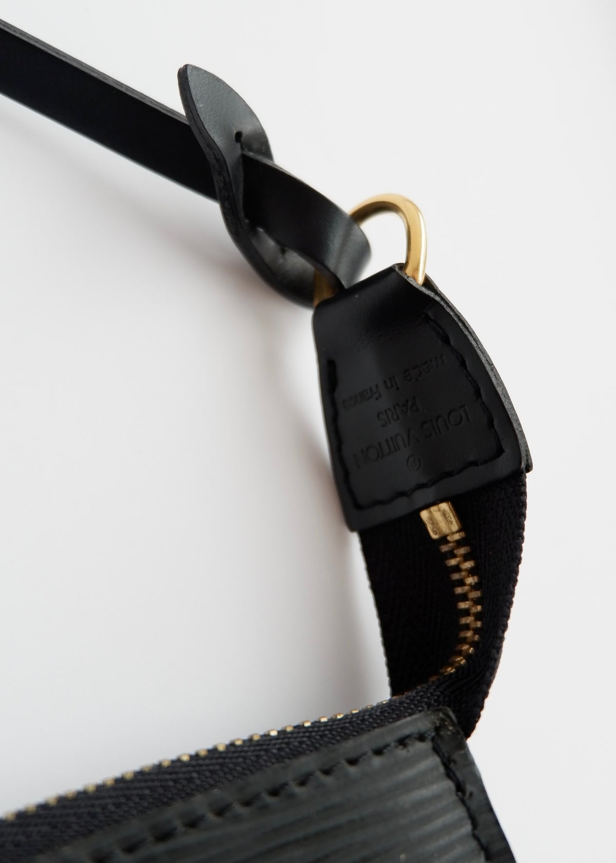 Authentic Preowned Louis Vuitton Black Epi Pochette