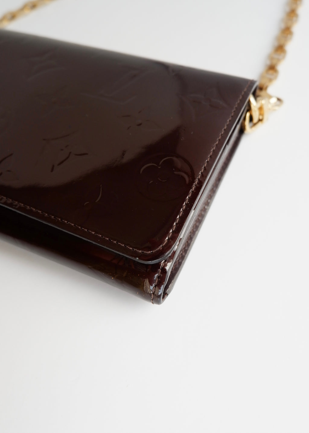 Preowned Louis Vuitton Monogram Vernis Amarante Sarah Chain Wallet