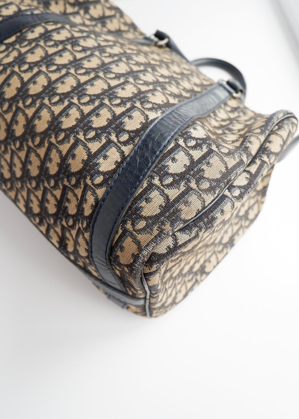 Authentique sac Boston vintage Dior en toile Trotter bleu marine