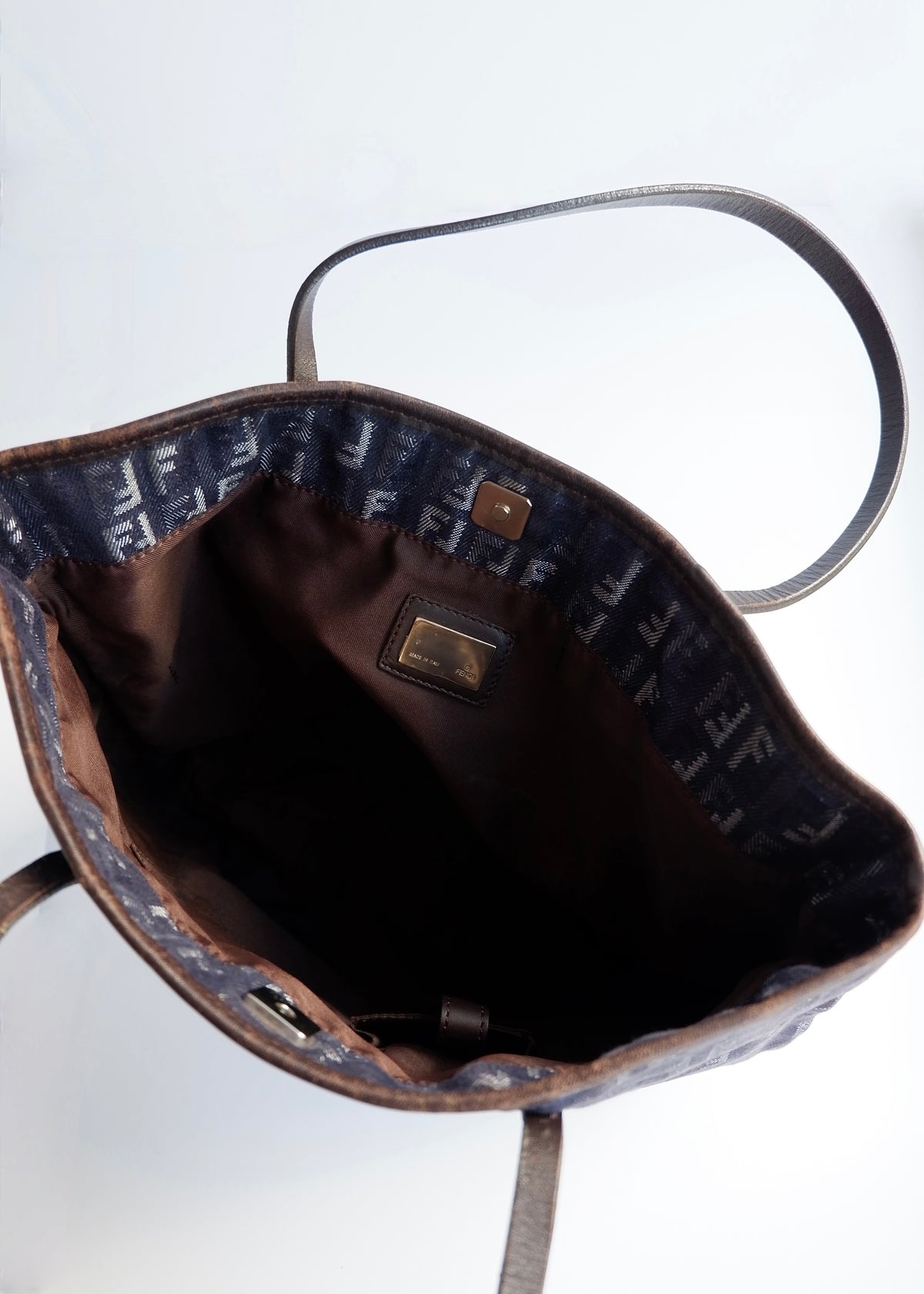 Preowned Fendi Navy Zucchino Denim/Leather Shoulder Tote