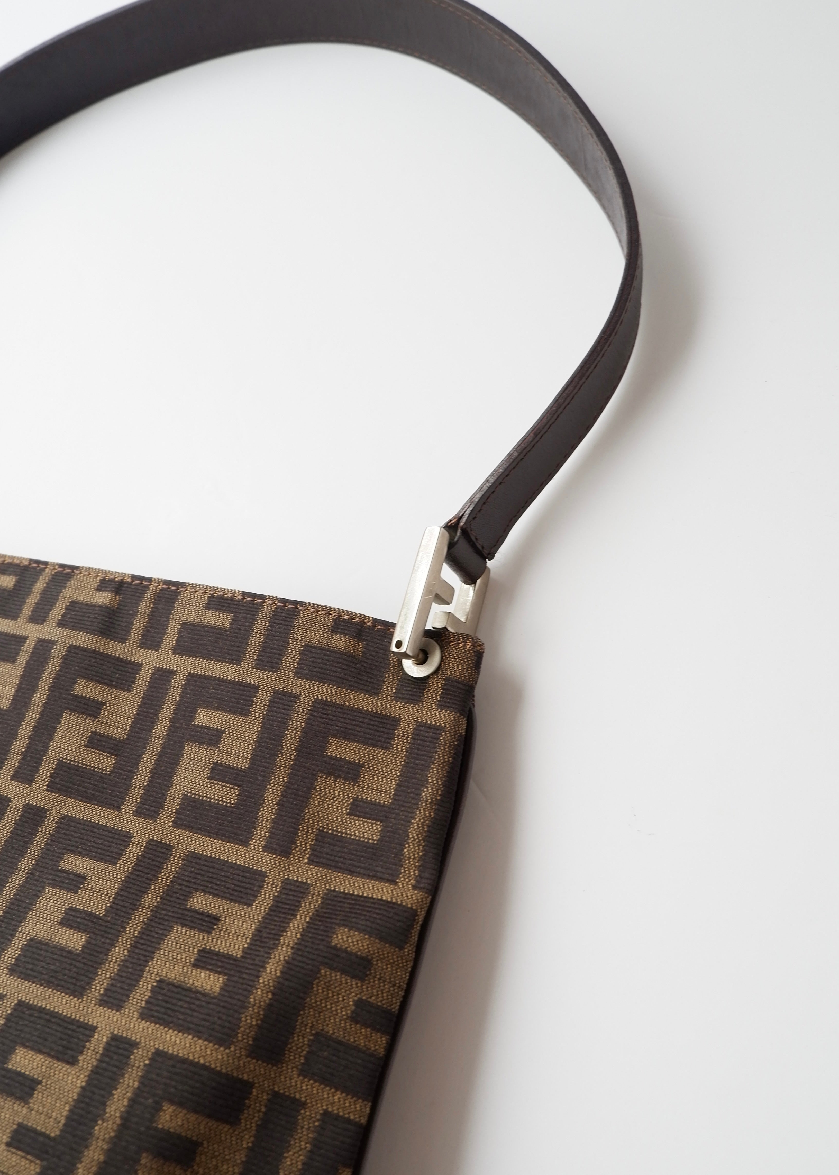 Preowned Vintage Fendi Brown Zucca Canvas/ Leather Shoulder Bag