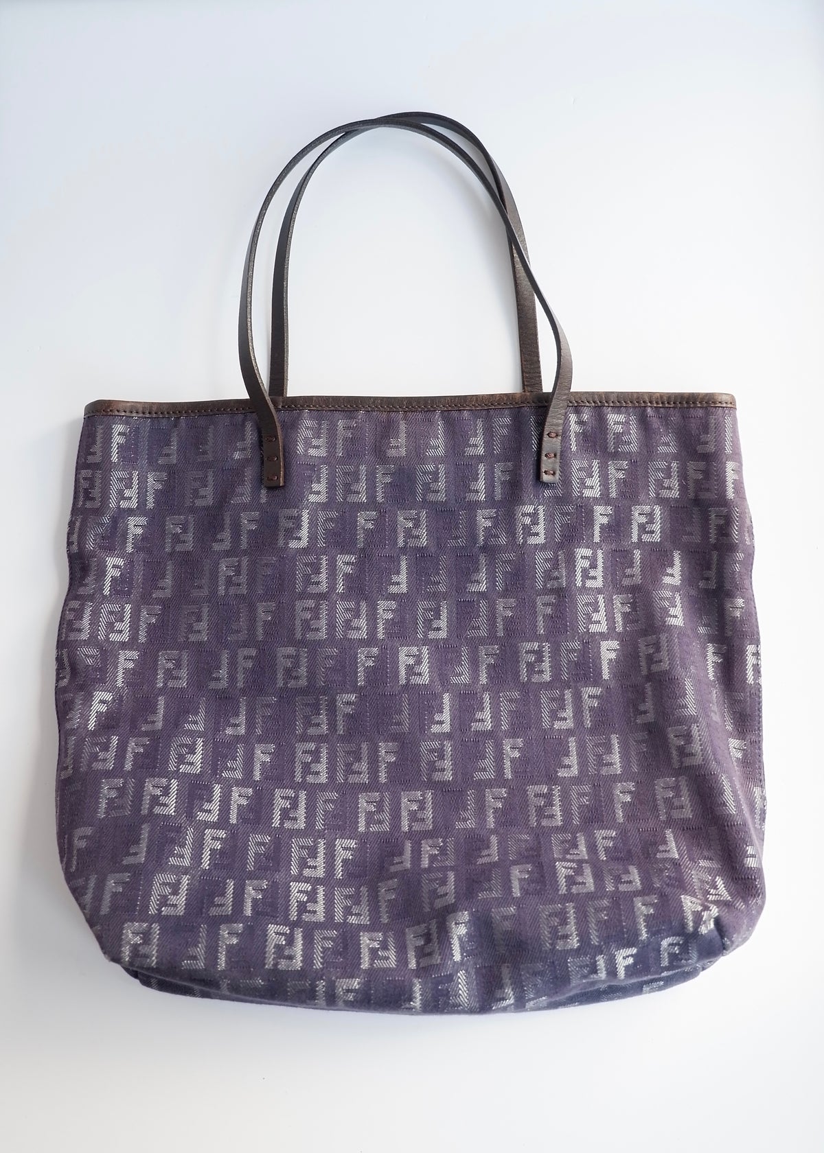 Preowned Fendi Navy Zucchino Denim/Leather Shoulder Tote