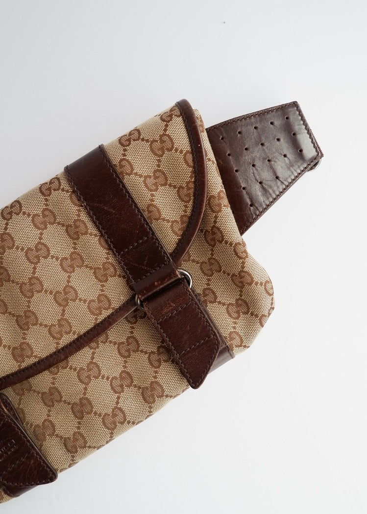 Authentique Sac Banane Gucci Marron en Toile GG et Cuir d'Occasion