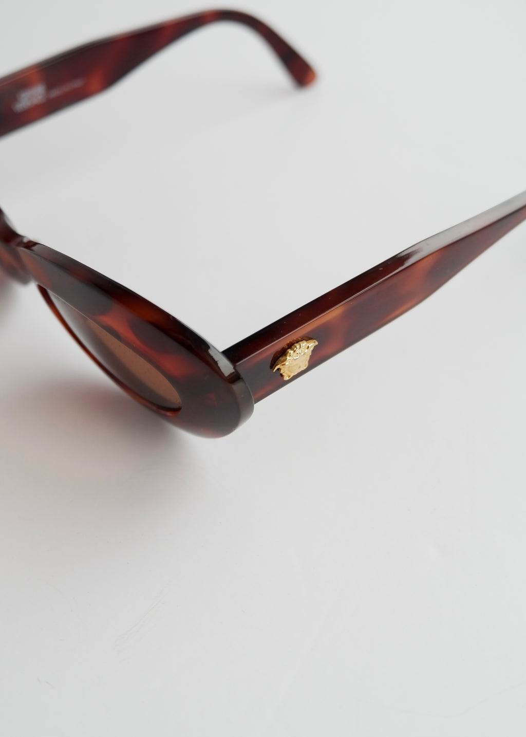 Authentic Preowned Vintage Versace Brown Tortoise Round Frame Sunglasses