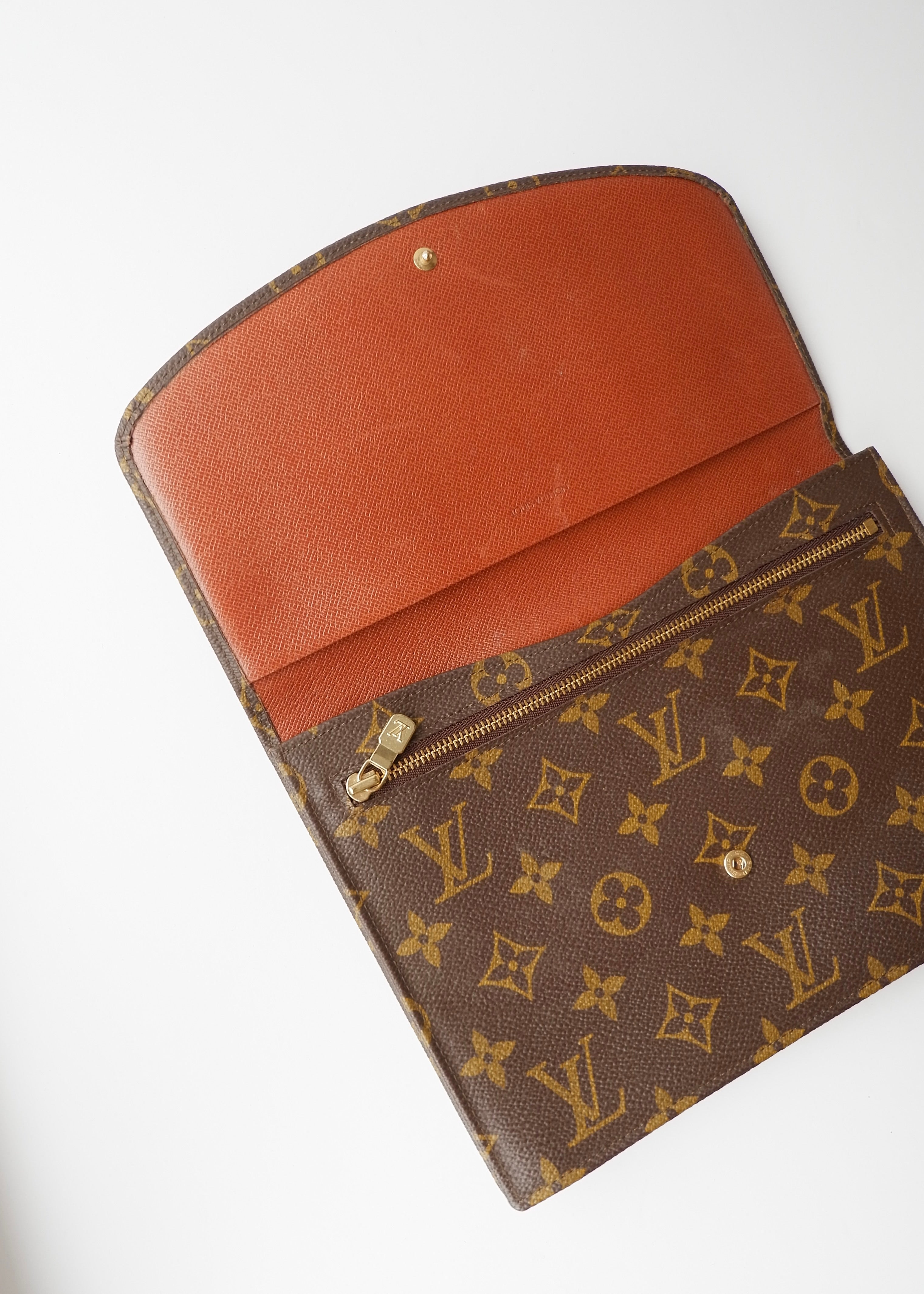 Preowned Vintage Louis Vuitton Monogram Clutch