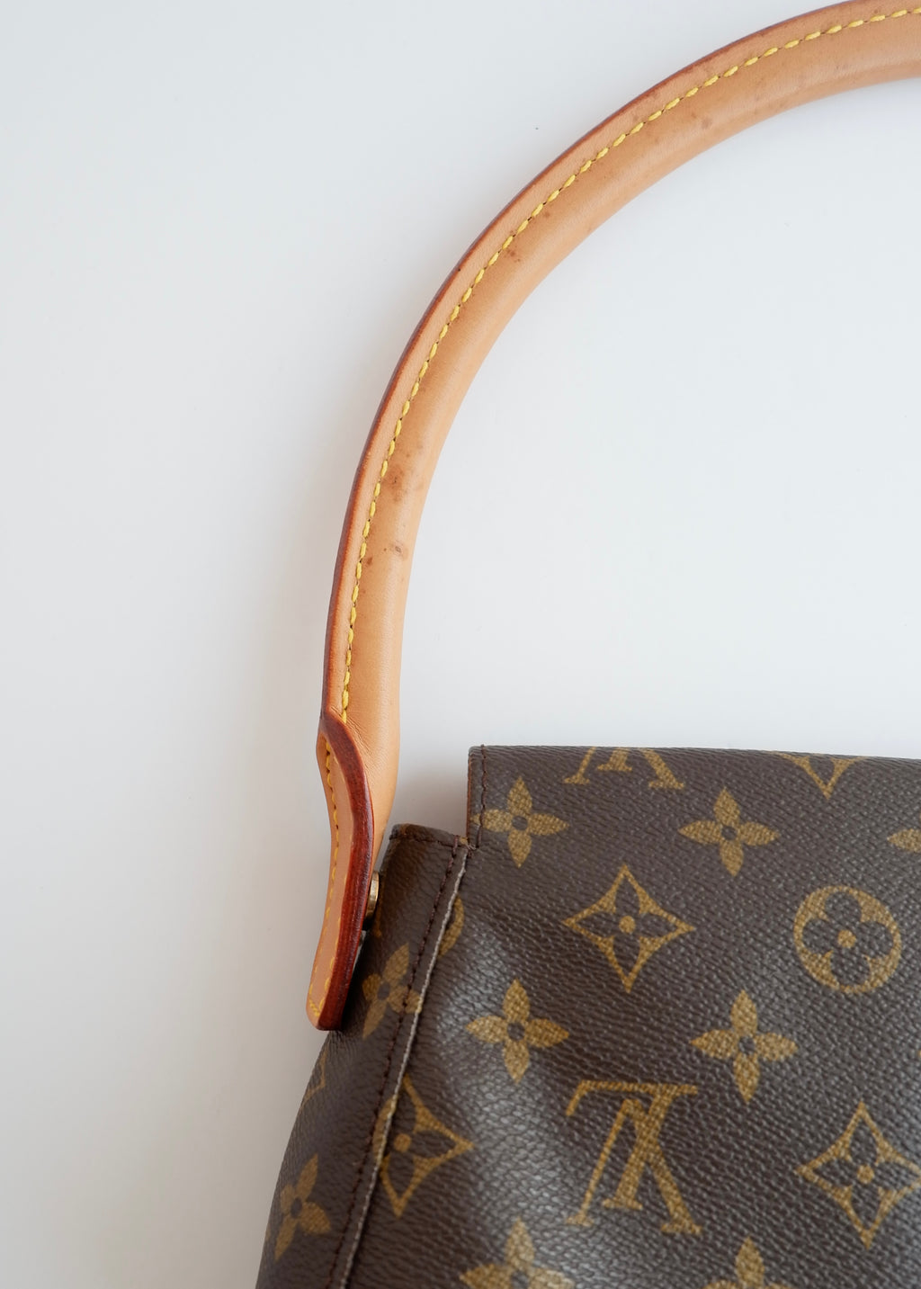 Sac Looping PM Louis Vuitton Monogram Authentique d'occasion