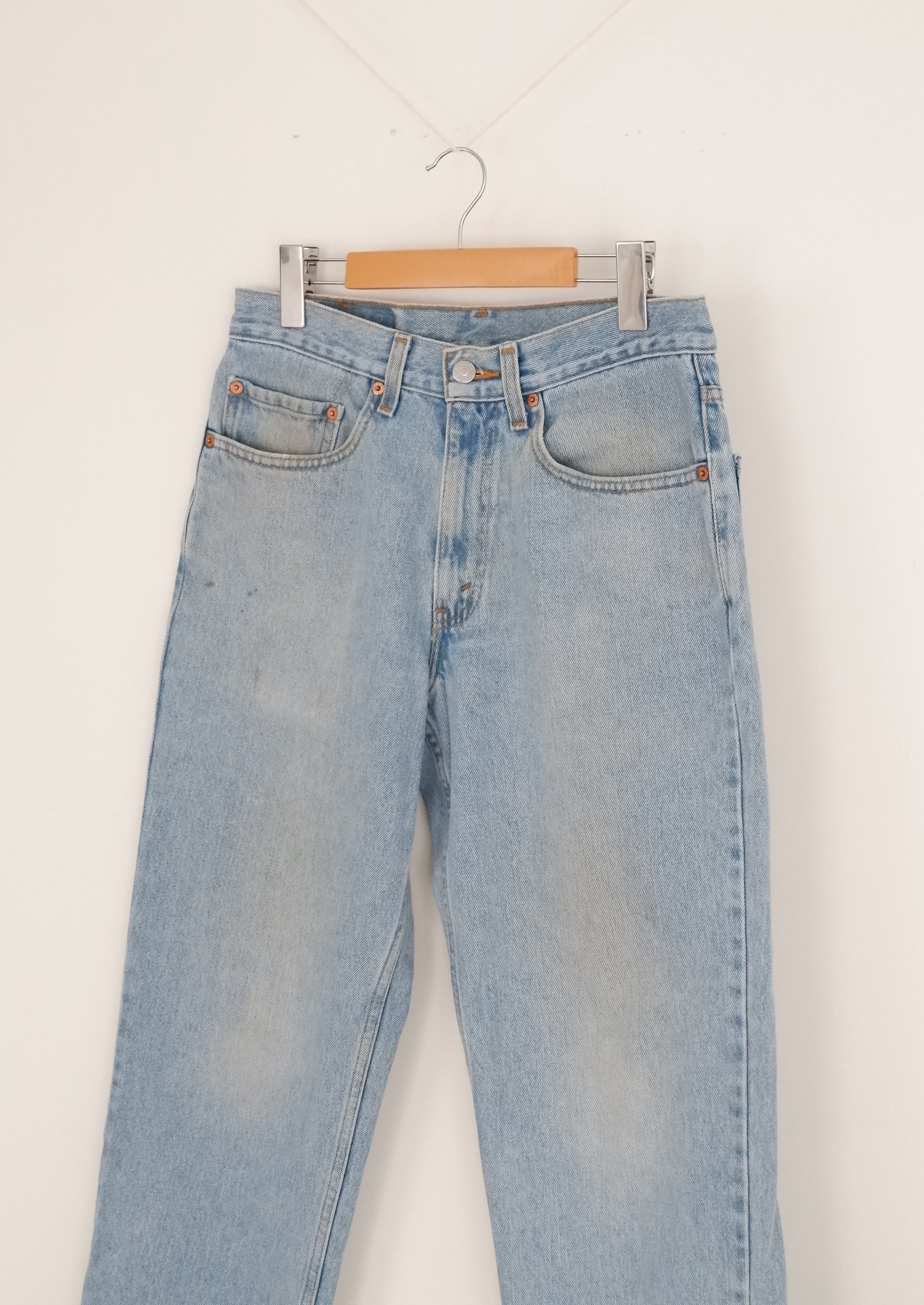 Levis Vintage 550 Light Wash Jeans - 29