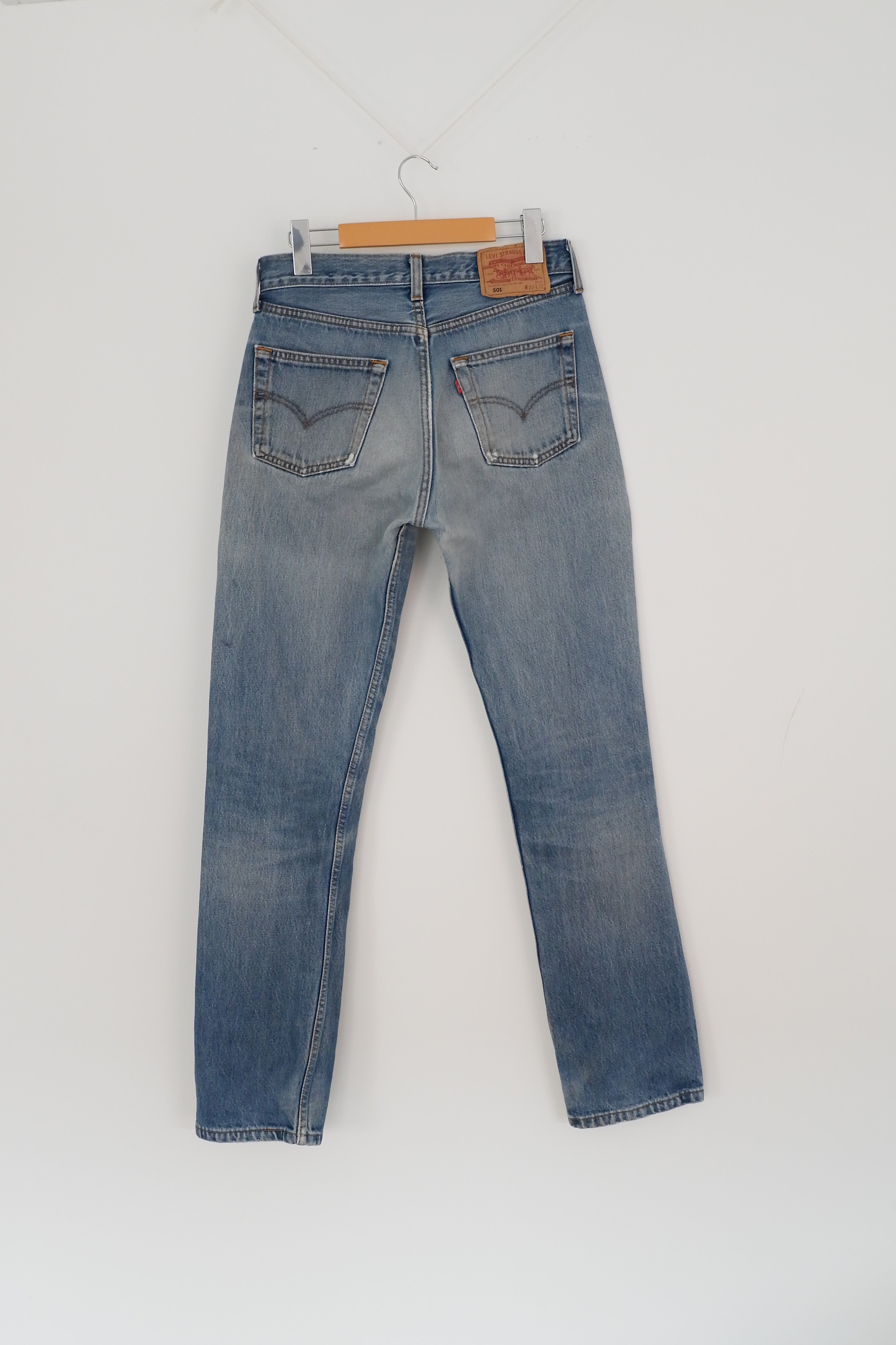 Levis Vintage 501 Medium Wash Jeans - 29