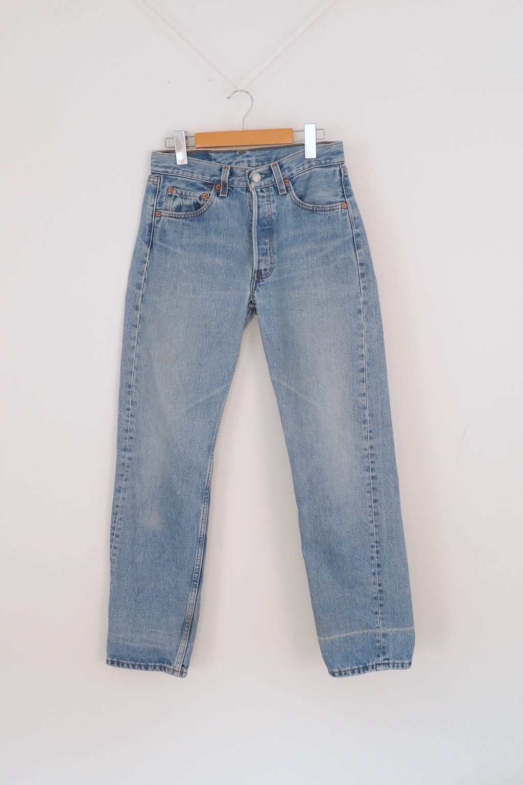Levis Vintage 501 Medium Light Wash Jeans - 27