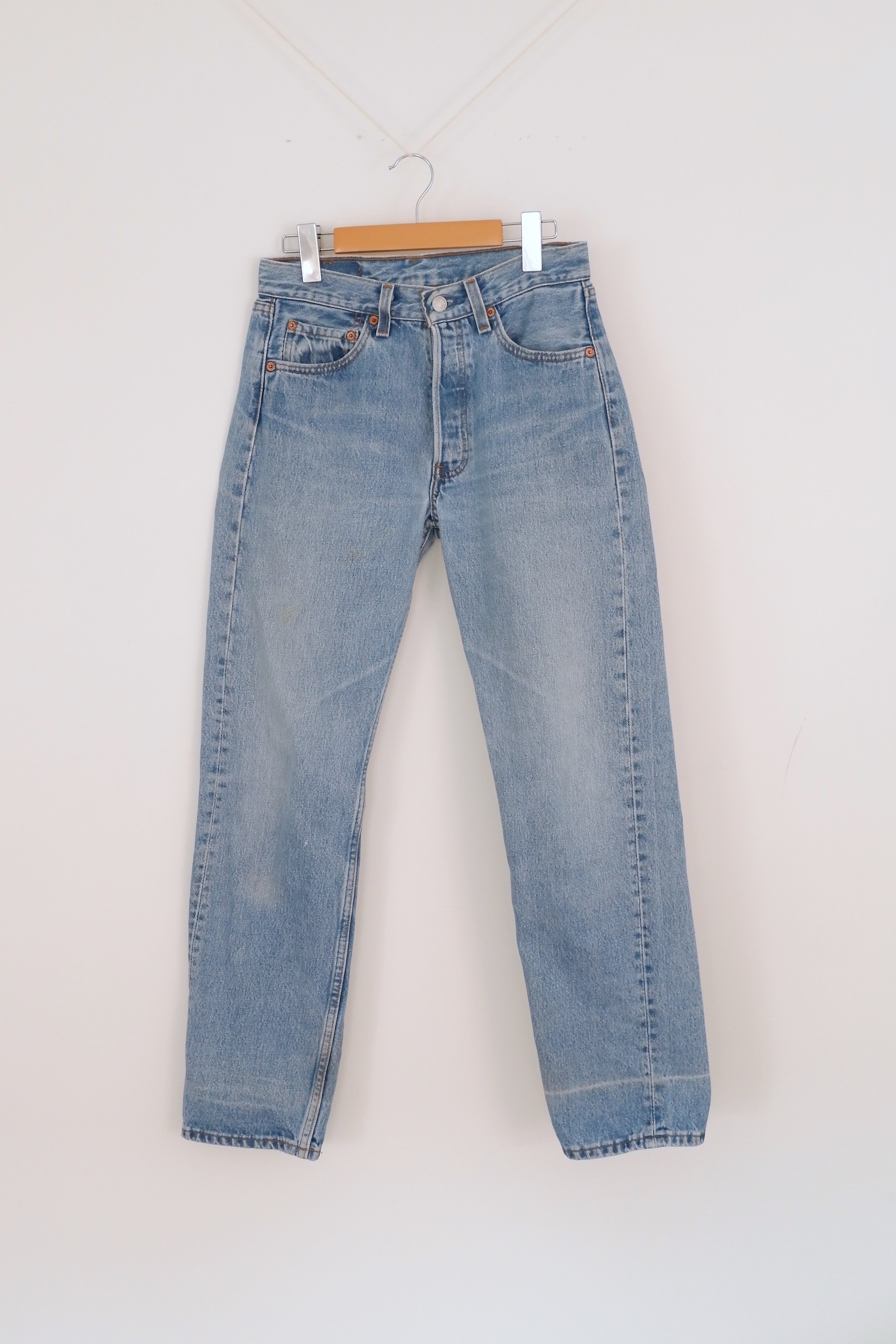 Levis Vintage 501 Medium Light Wash Jeans - 27
