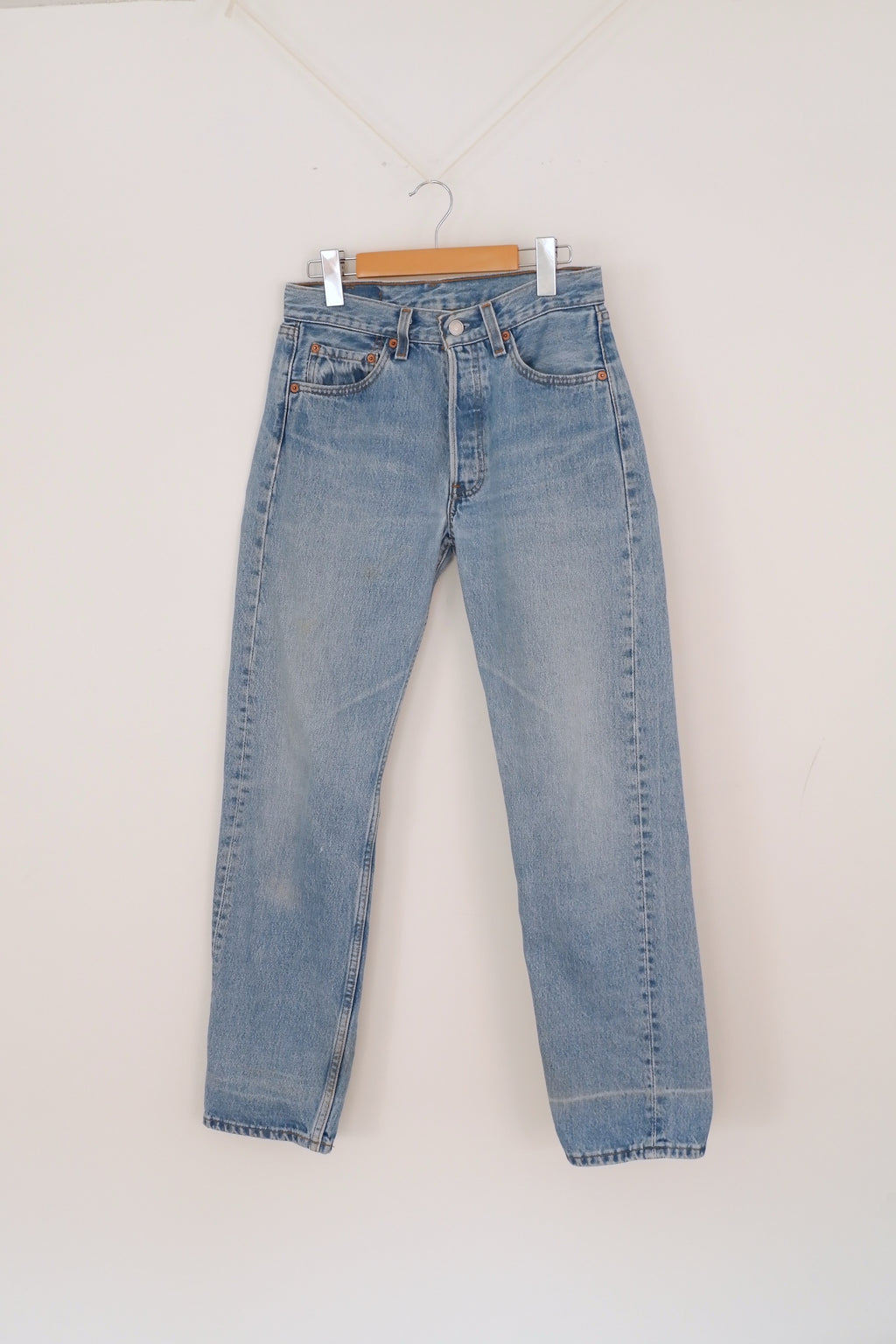 Levis Vintage 501 Medium Light Wash Jeans - 27