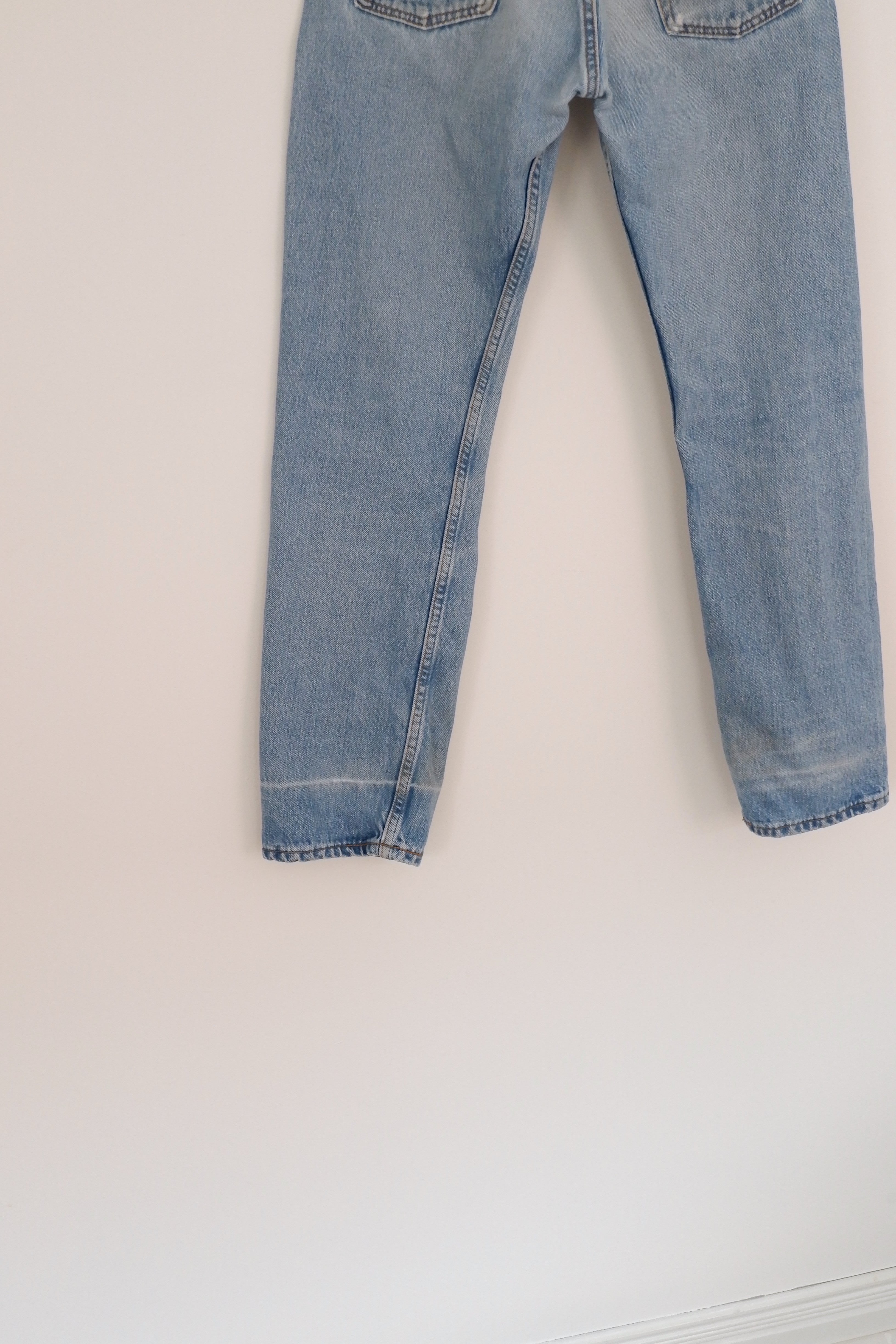 Levis Vintage 501 Medium Light Wash Jeans - 27