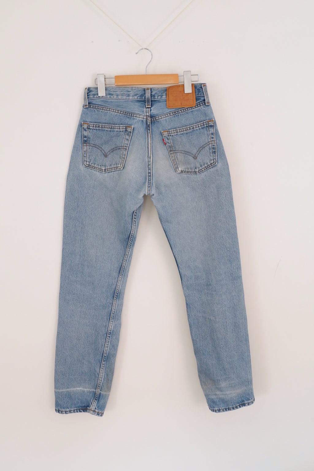Levis Vintage 501 Medium Light Wash Jeans - 27