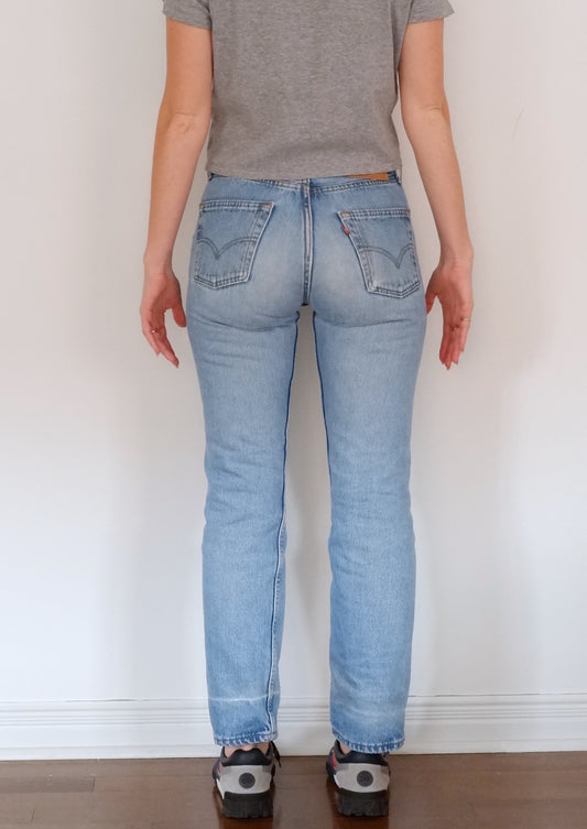 Levis Vintage 501 Medium Light Wash Jeans - 27