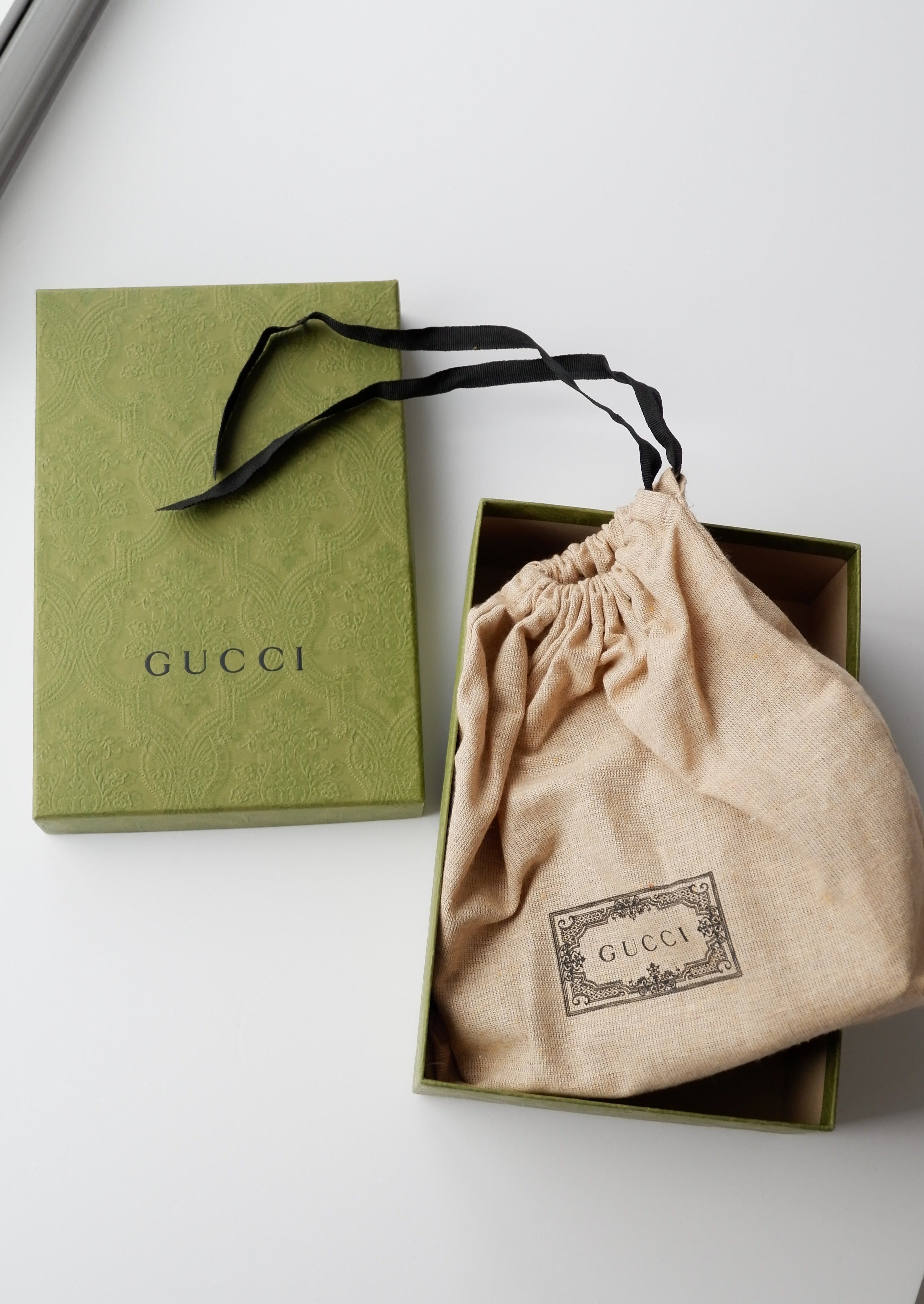 Authentique sac Gucci Dionysus Super Mini en jean et cuir d'occasion