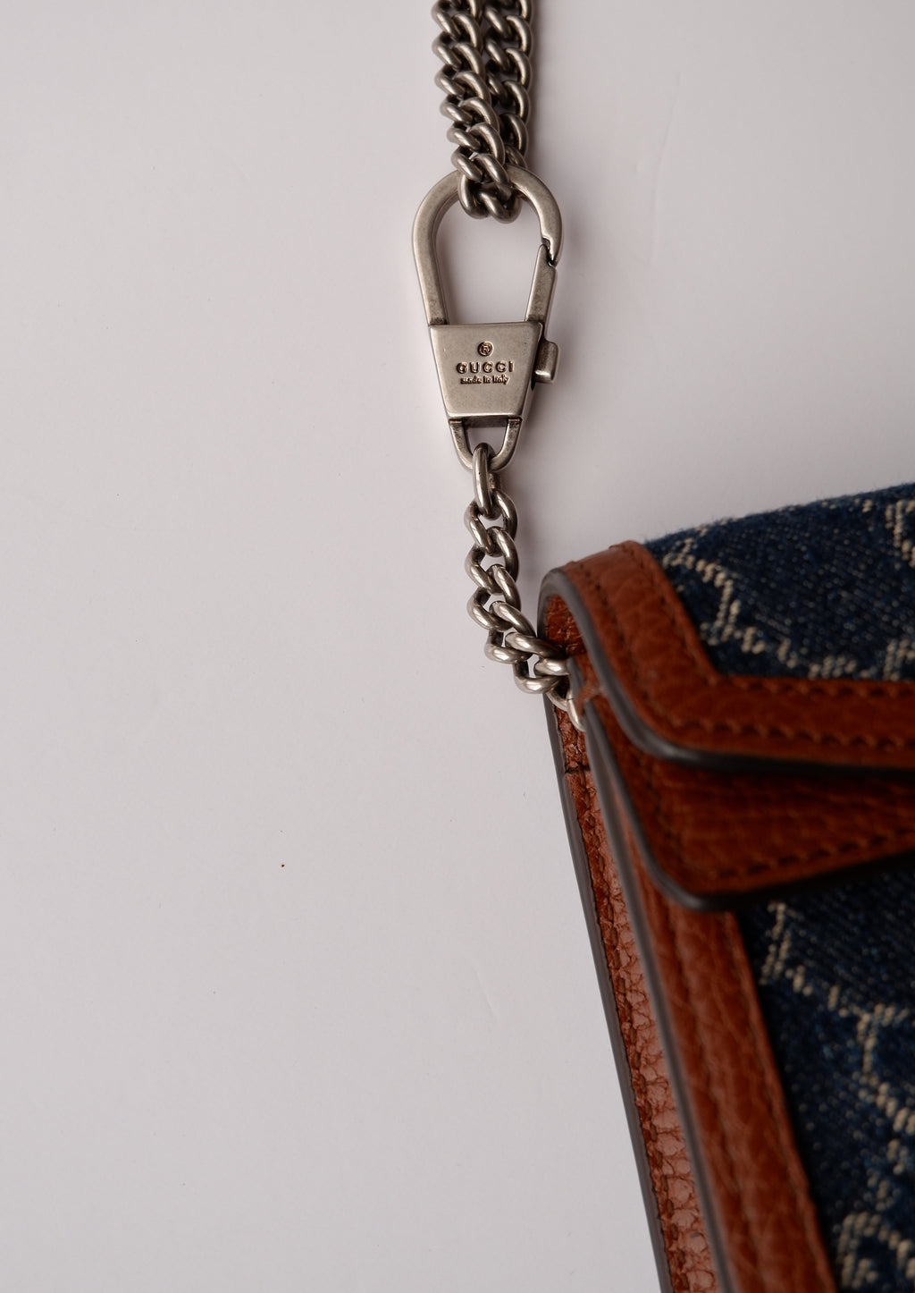 Authentique sac Gucci Dionysus Super Mini en jean et cuir d'occasion