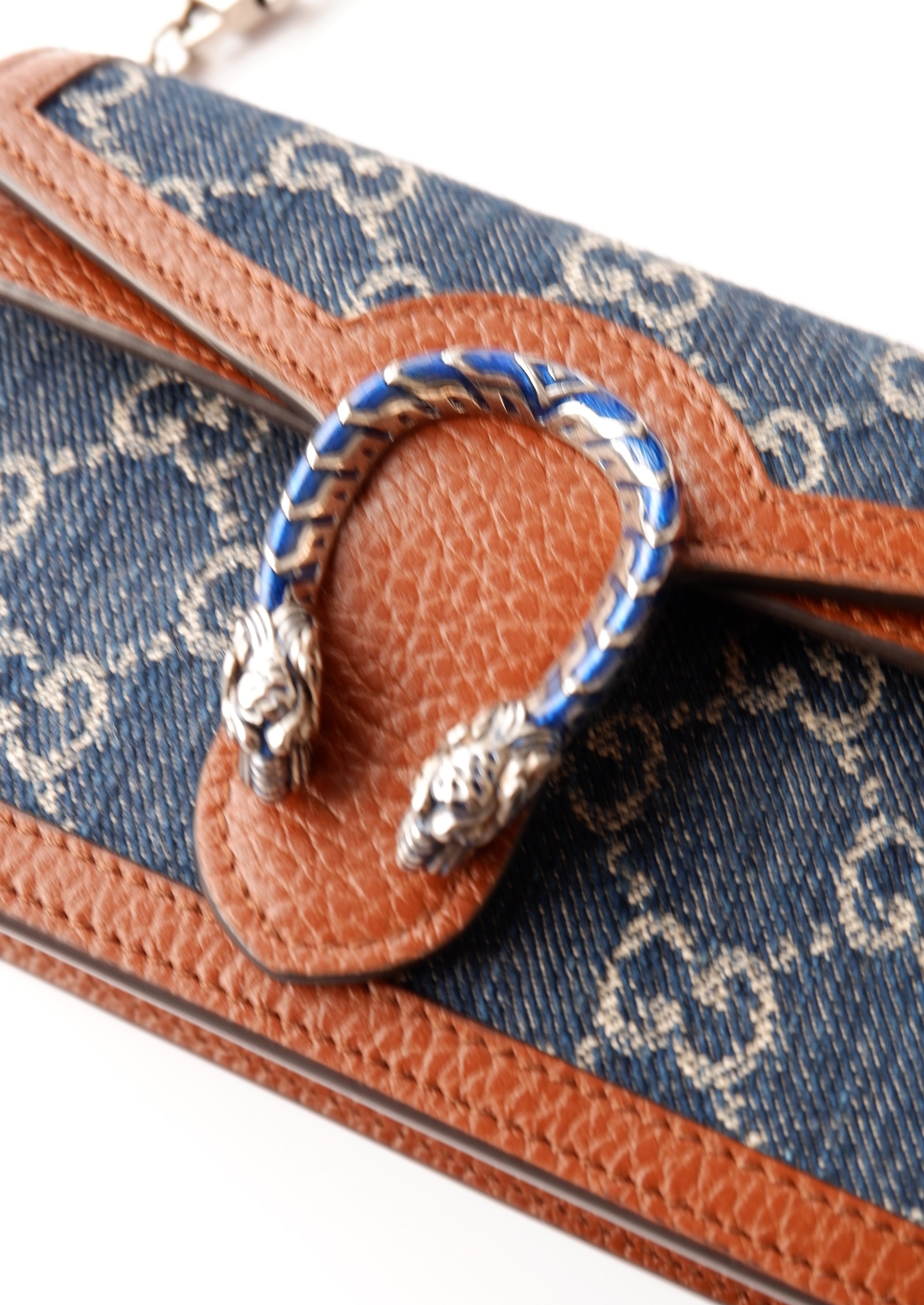 Authentique sac Gucci Dionysus Super Mini en jean et cuir d'occasion