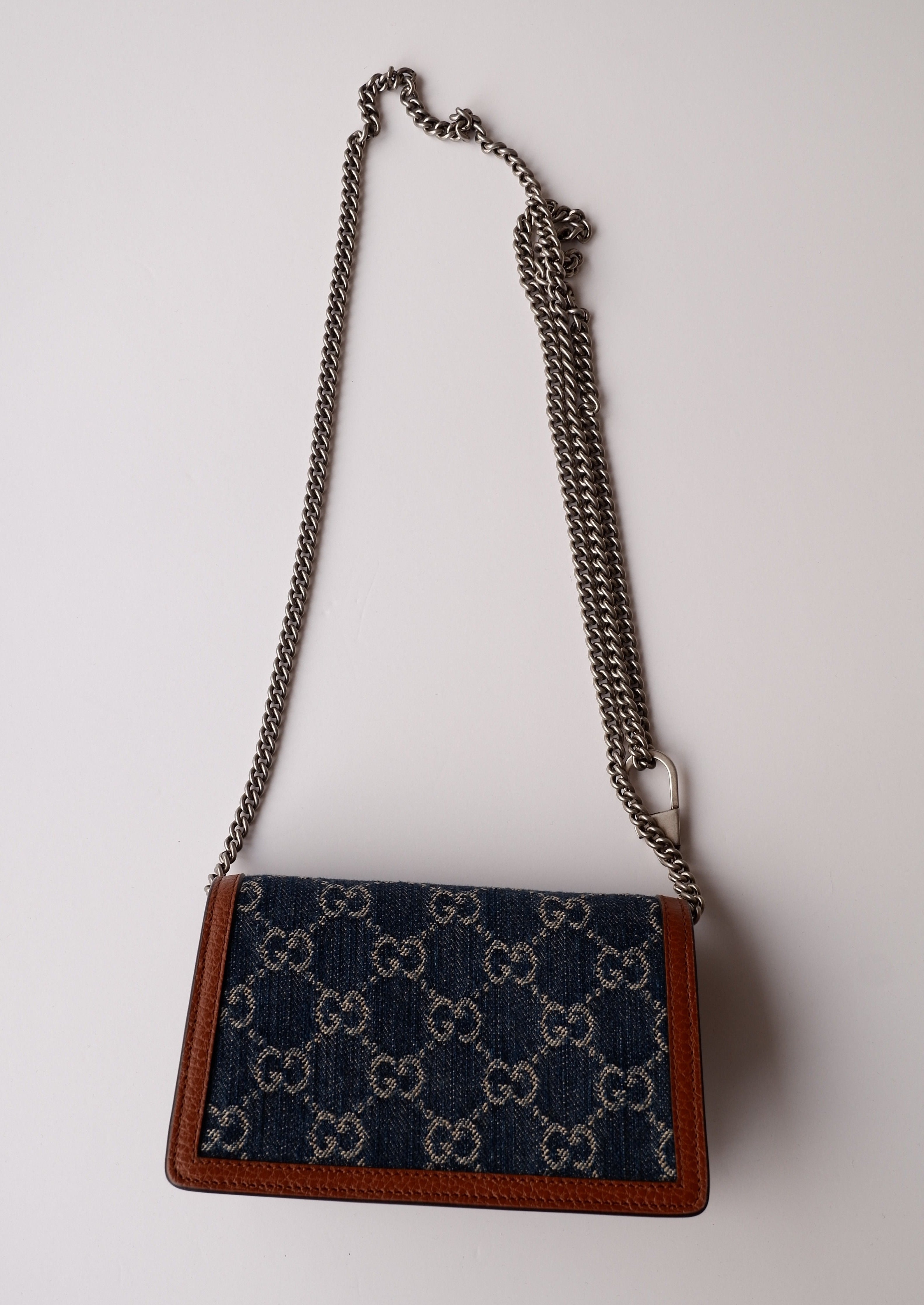 Authentique sac Gucci Dionysus Super Mini en jean et cuir d'occasion