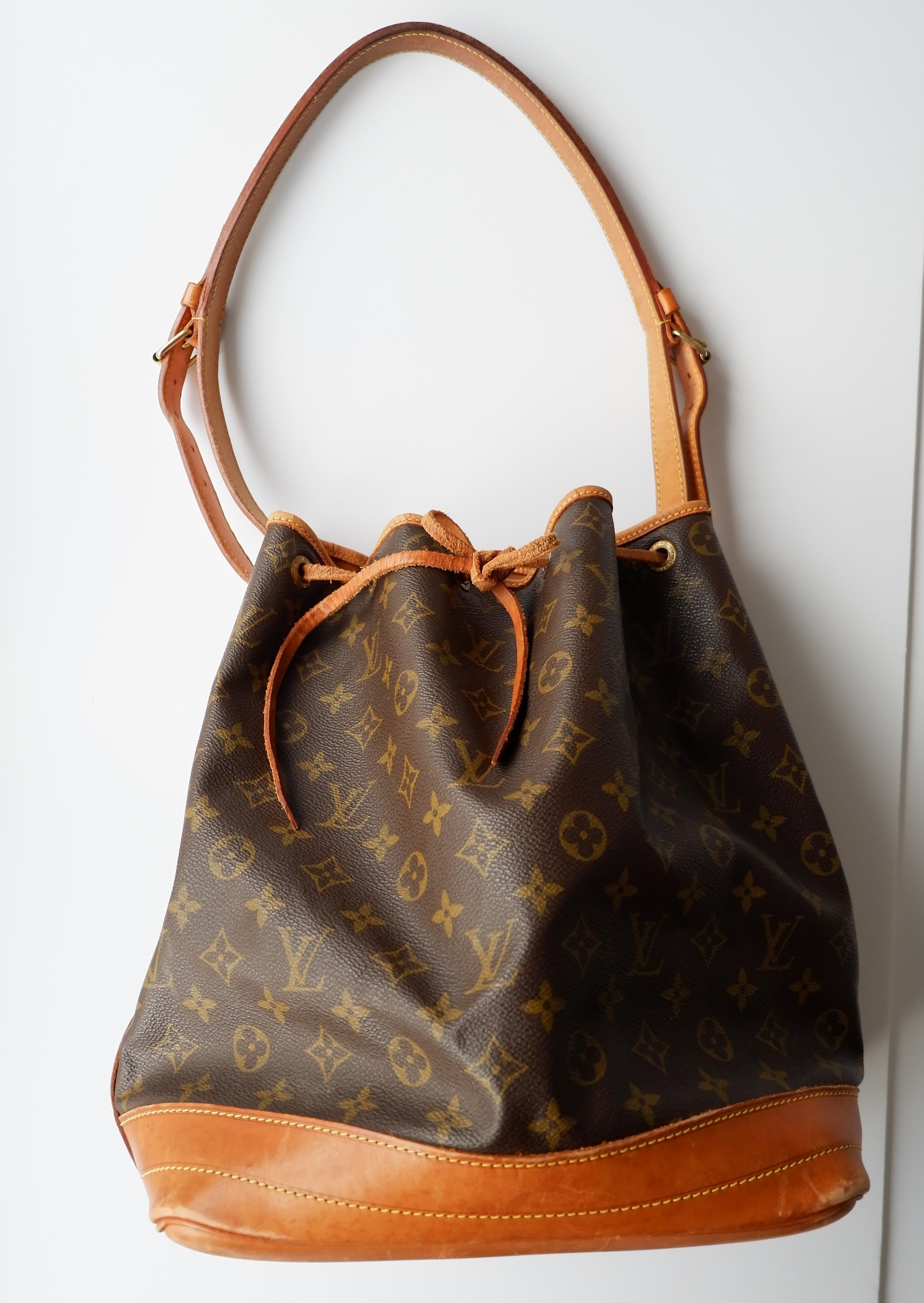 Authentique Sac Bandoulière Louis Vuitton Monogram Noe GM d'occasion