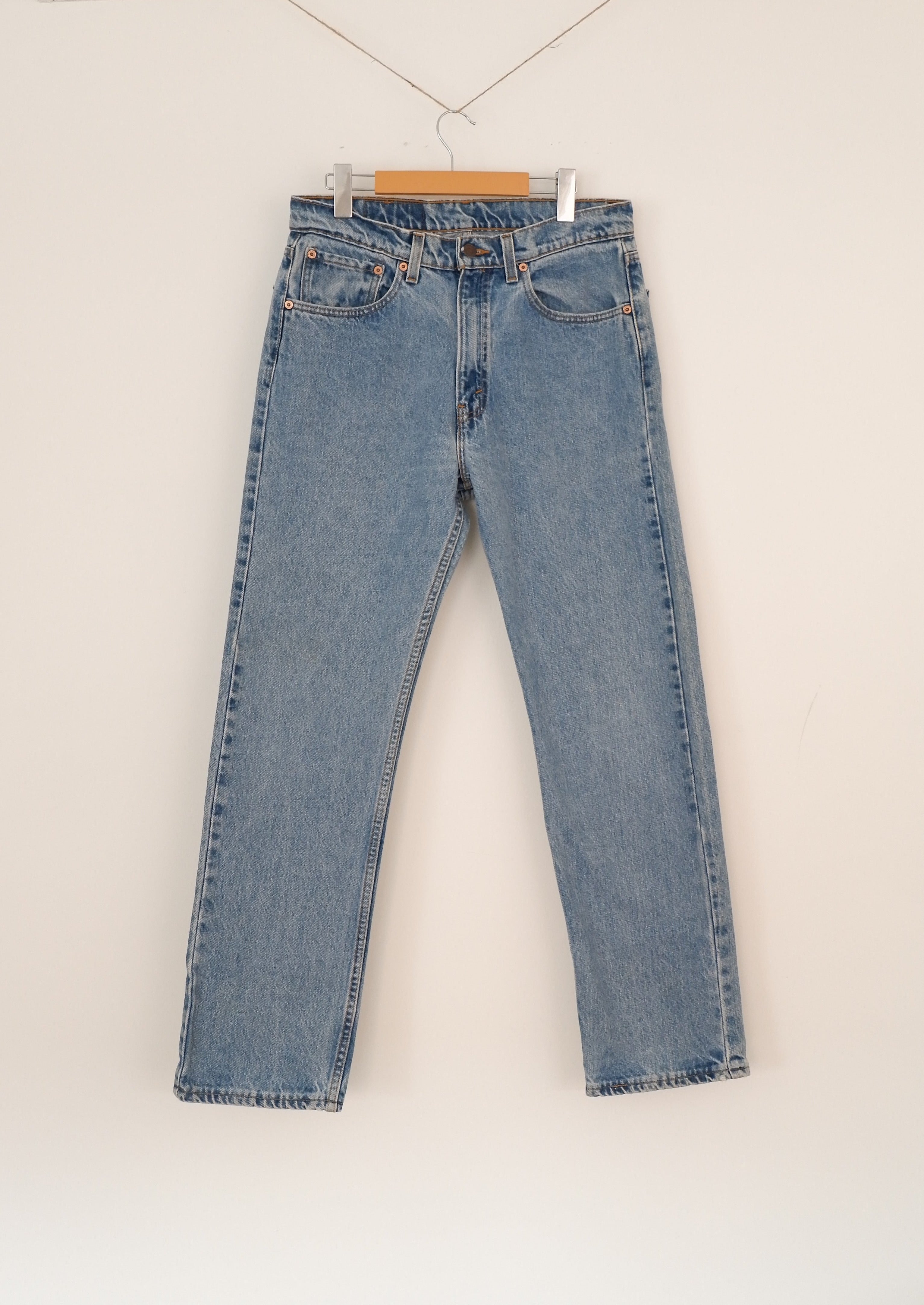 Levis Vintage 505 Medium Light Wash Jeans - 32