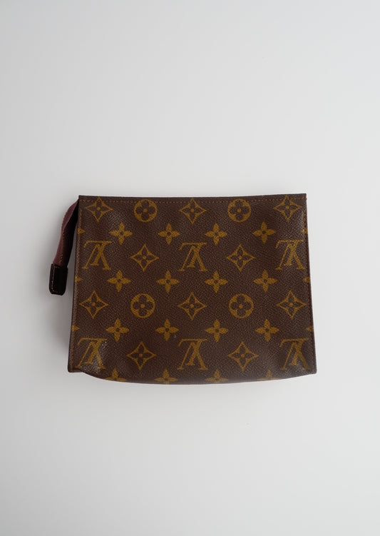 Authentic Preowned Vintage Louis Vuitton Monogram Toiletry 19 Pouch