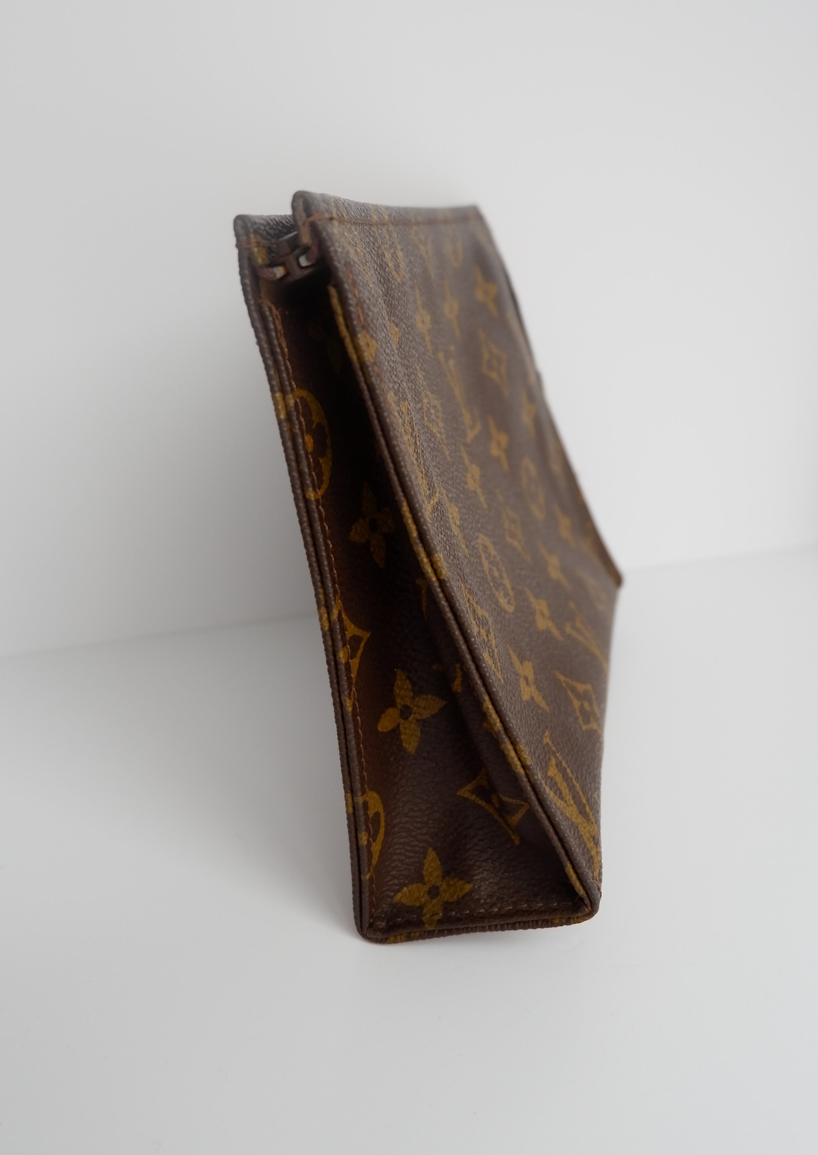 Trousse de Toilette 19 Louis Vuitton Monogramme Vintage Authentique d'Occasion