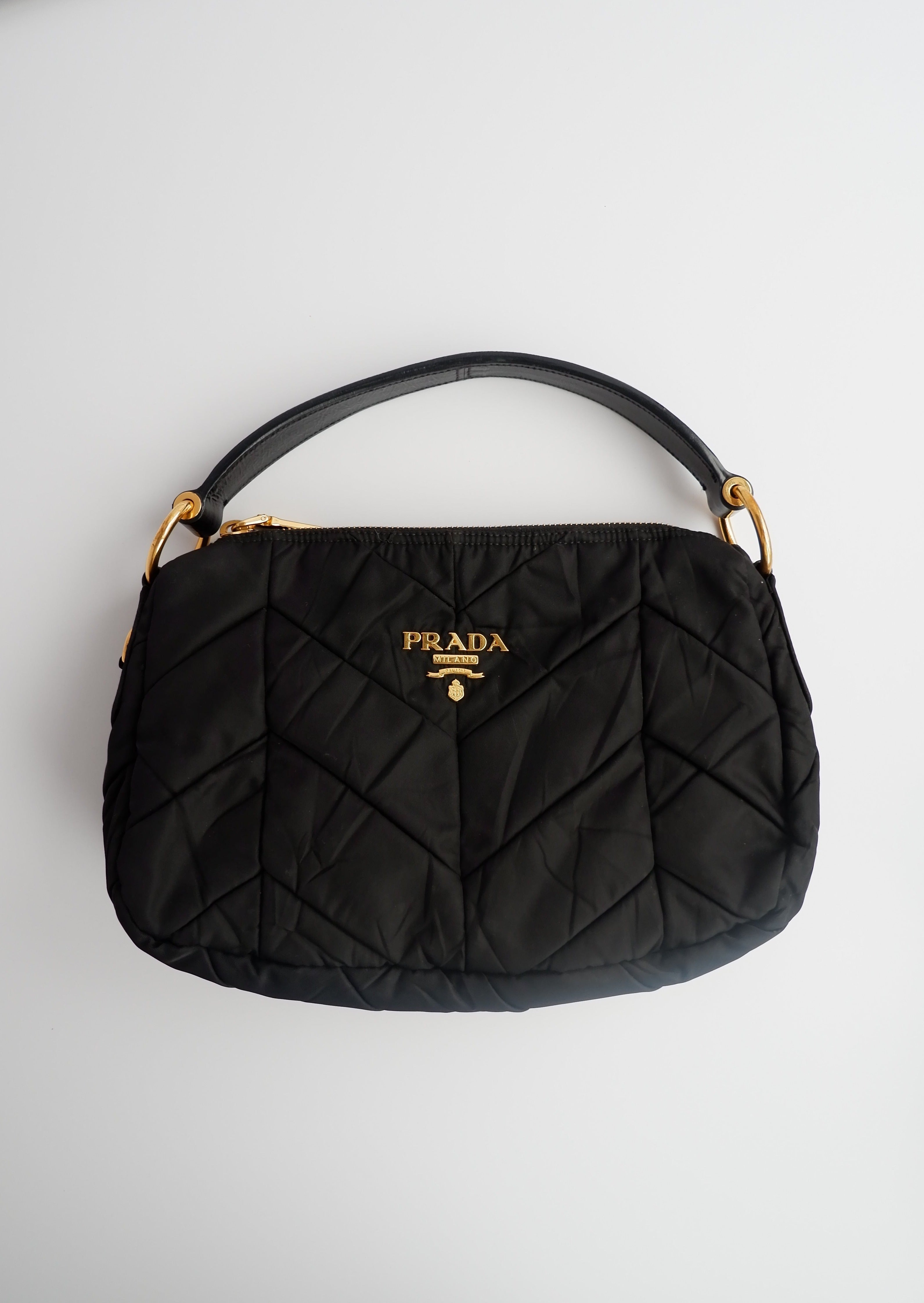 Sac à main Prada Tessuto noir en nylon d'occasion authentique