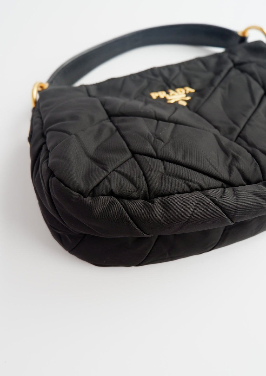 Sac à main Prada Tessuto noir en nylon d'occasion authentique