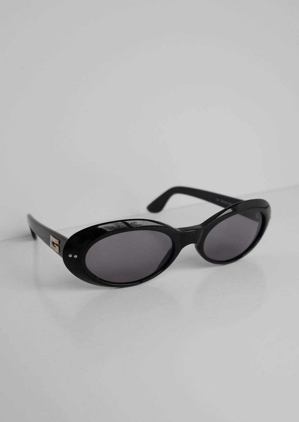 Authentic Preowned Vintage Gucci Black Round Sunglasses