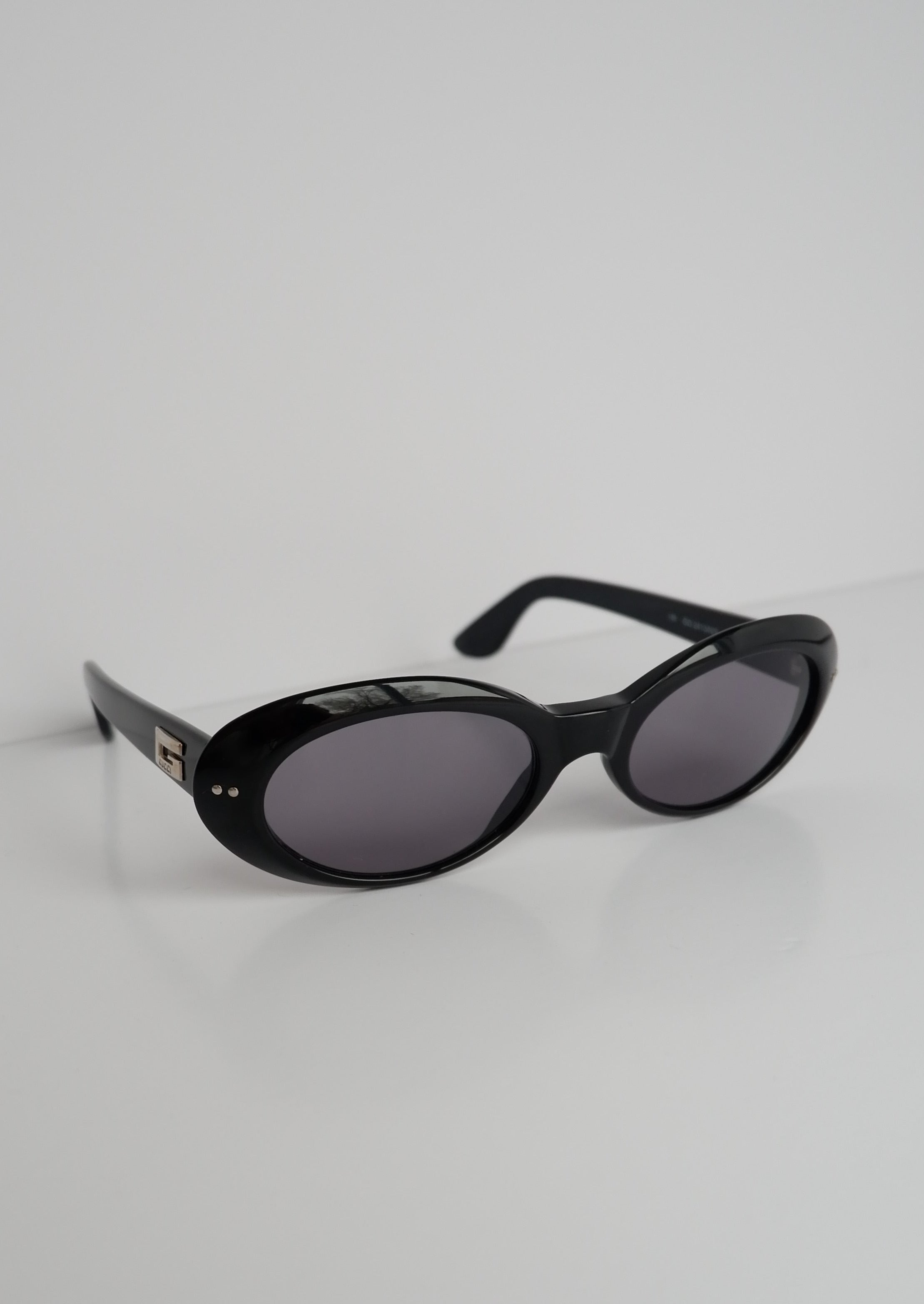 Authentic Preowned Vintage Gucci Black Round Sunglasses