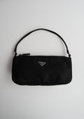 Authentique sac à bandoulière mini Prada en nylon noir d'occasion