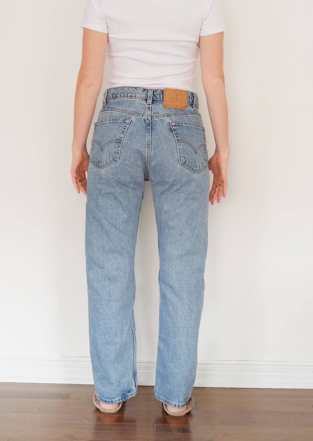 Levis Vintage 505 Medium Light Wash Jeans - 32