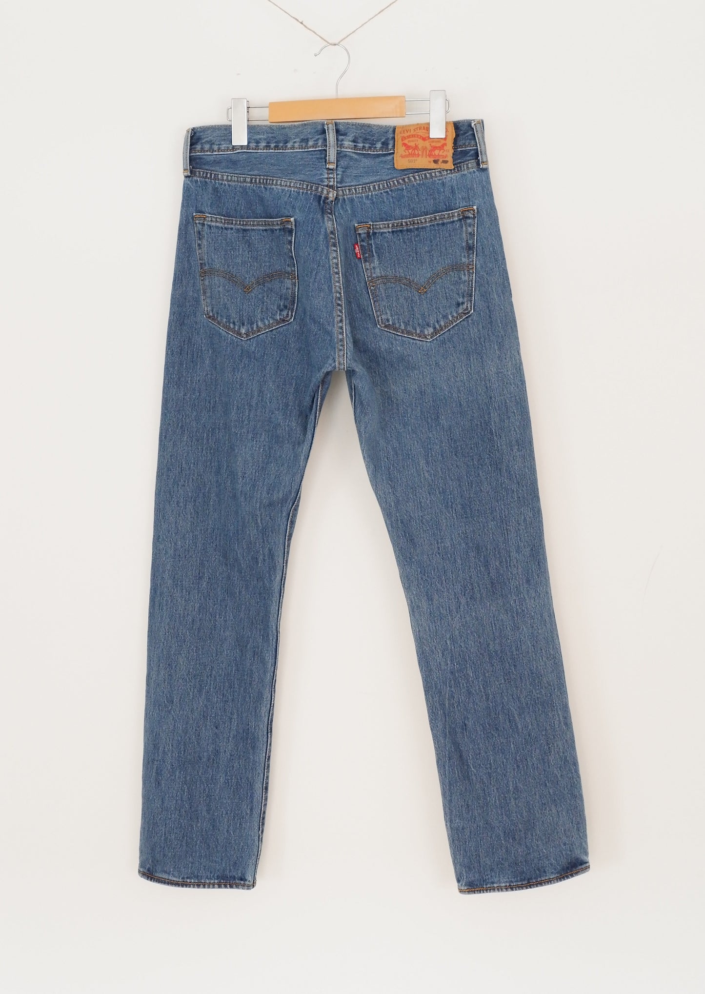 Levis 501 Medium Blue Wash Jeans - 31