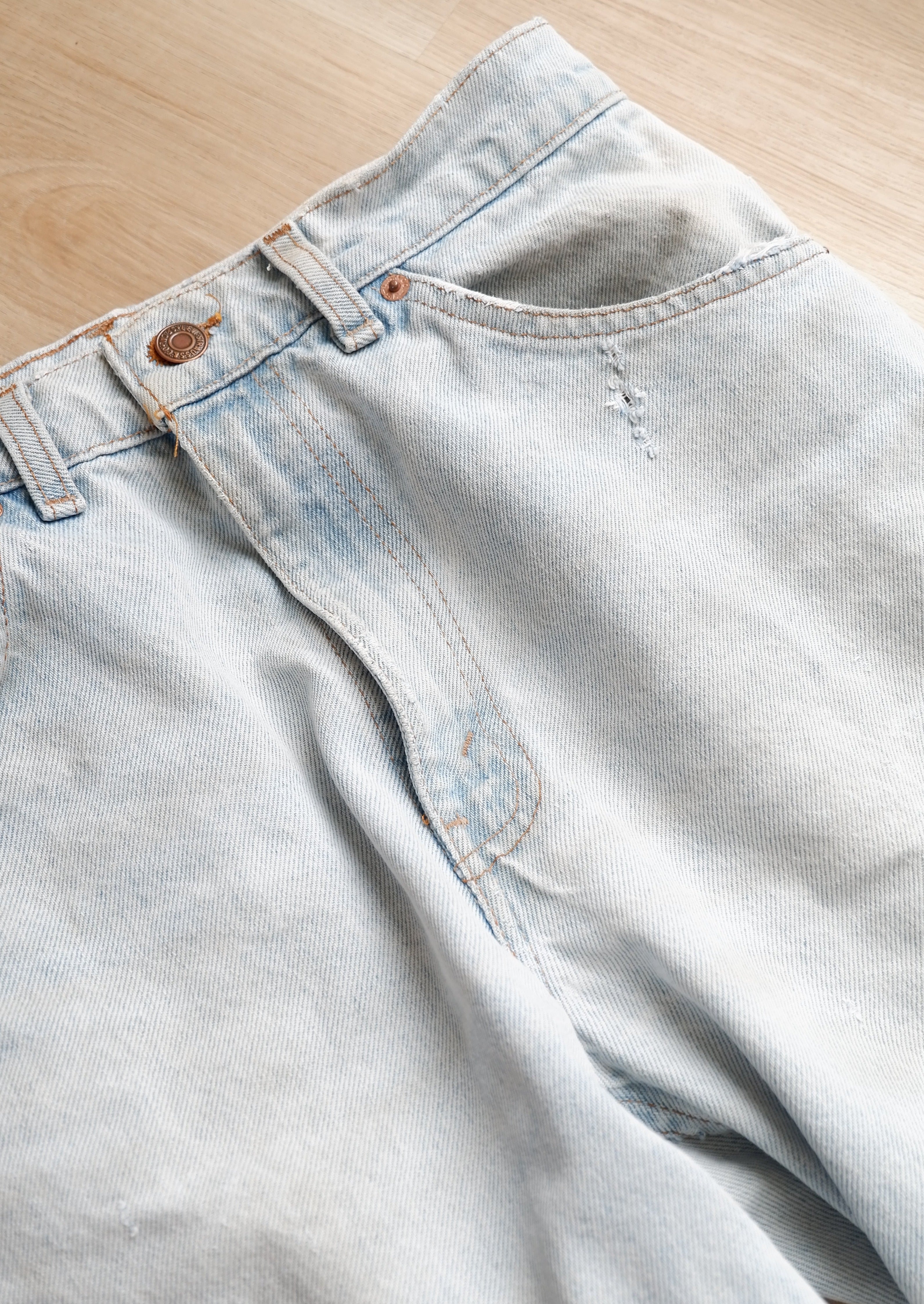 Levis Vintage 506 Super Grunge Light Wash Jeans - 30