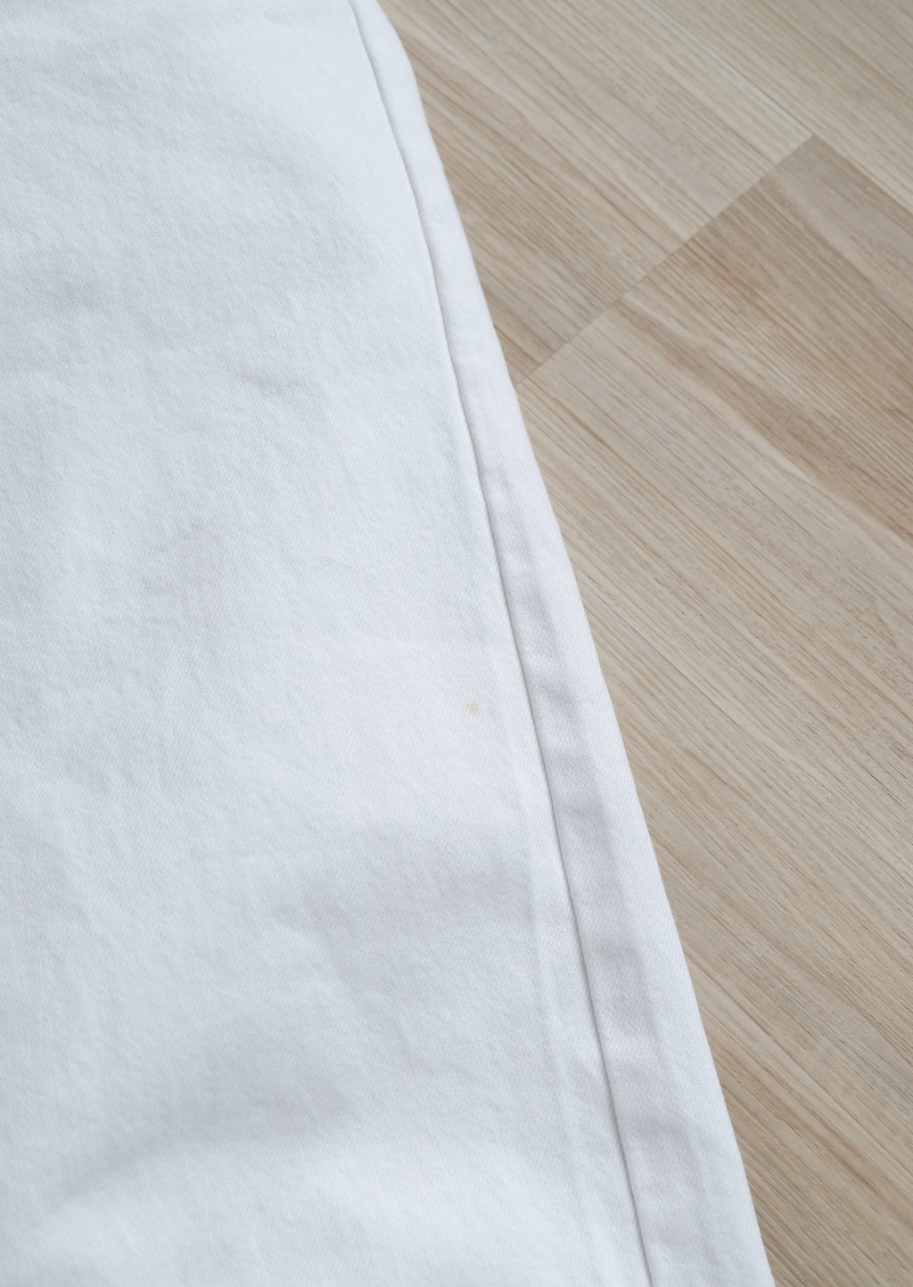 Levis Vintage 550 White Jeans - 30