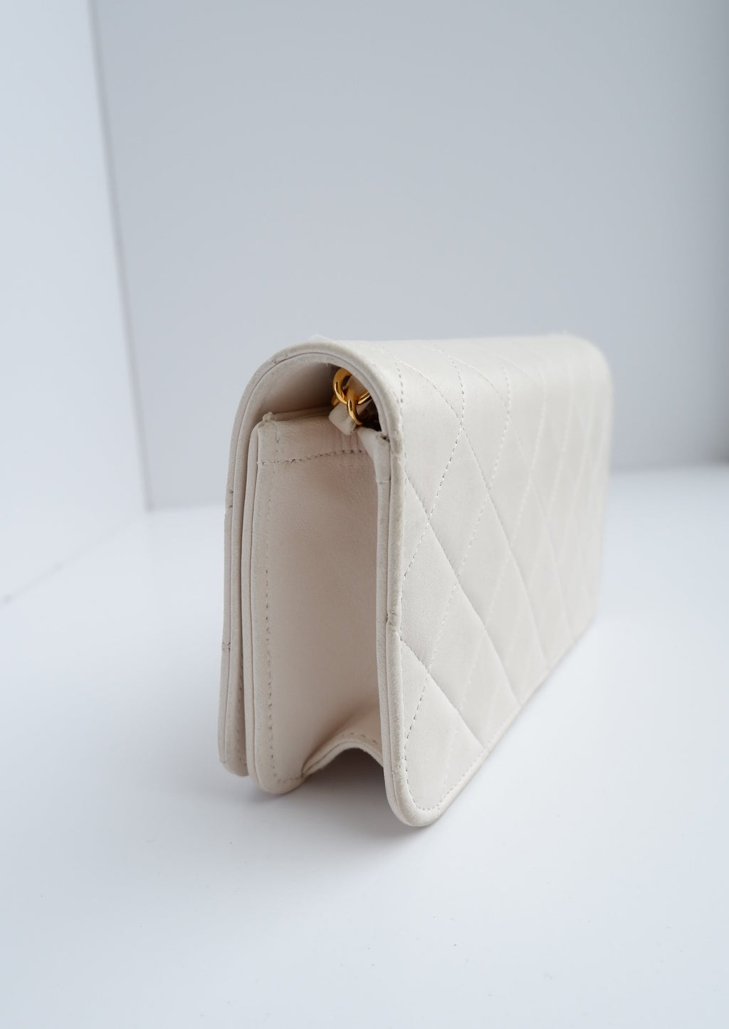 Authentic Preowned Vintage Chanel White Wallet On Chain Crossbody GHW