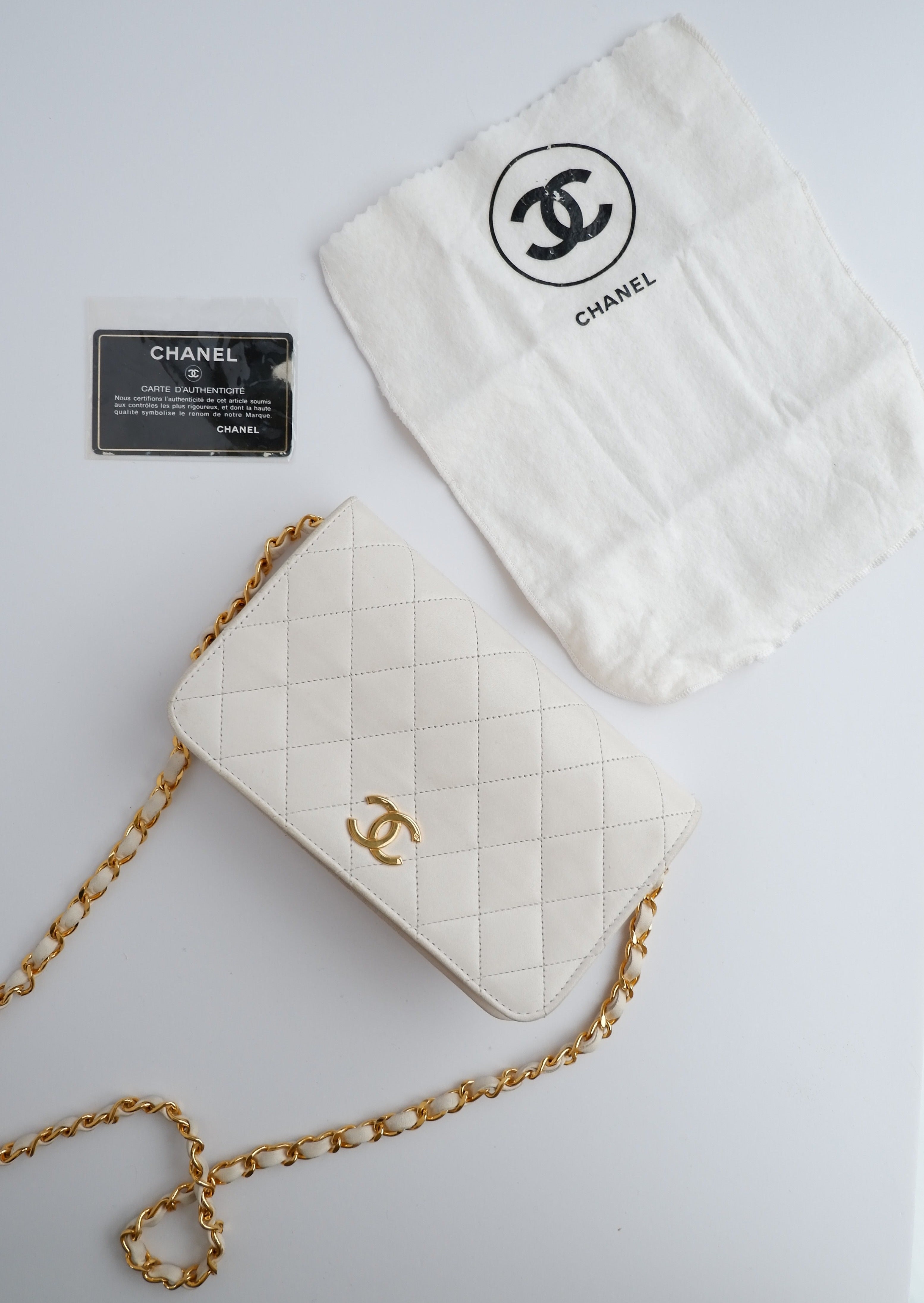 Authentique Sac Bandoulière Chanel Vintage Blanc Portefeuille Sur Chaîne GHW d'occasion