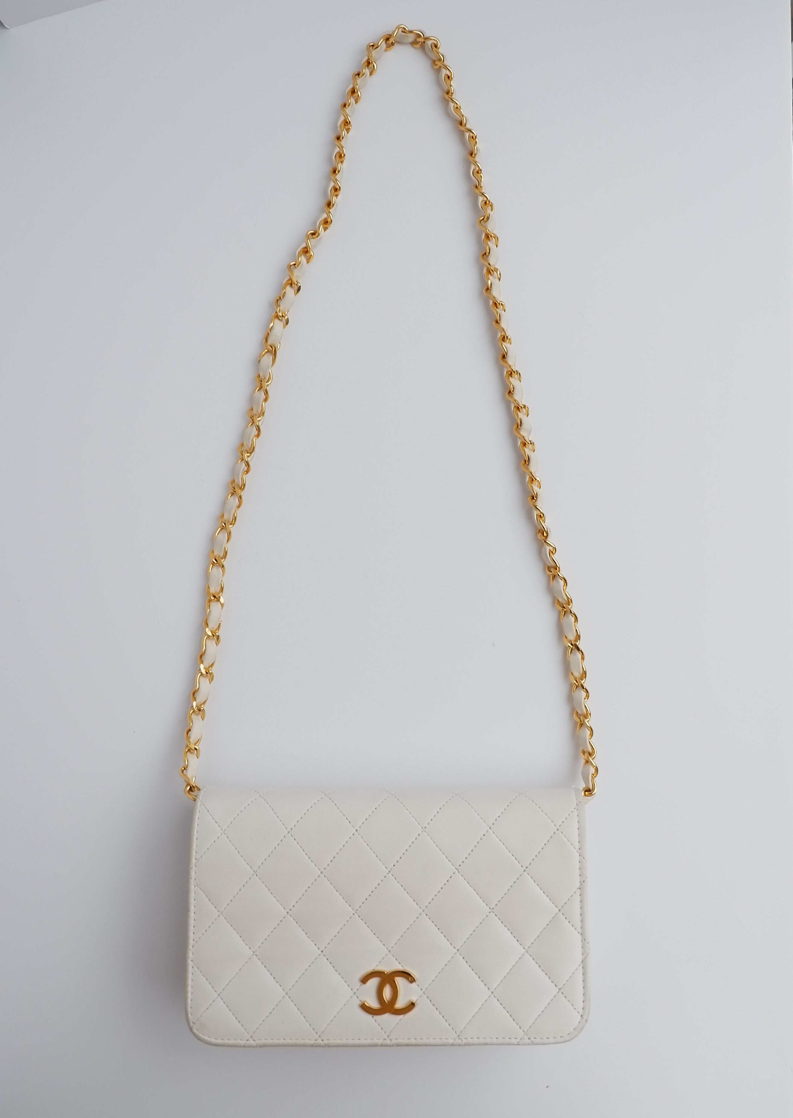 Authentique Sac Bandoulière Chanel Vintage Blanc Portefeuille Sur Chaîne GHW d'occasion