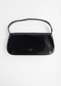 Sac bandoulière Prada d'occasion authentique en cuir brossé noir avec détails floraux