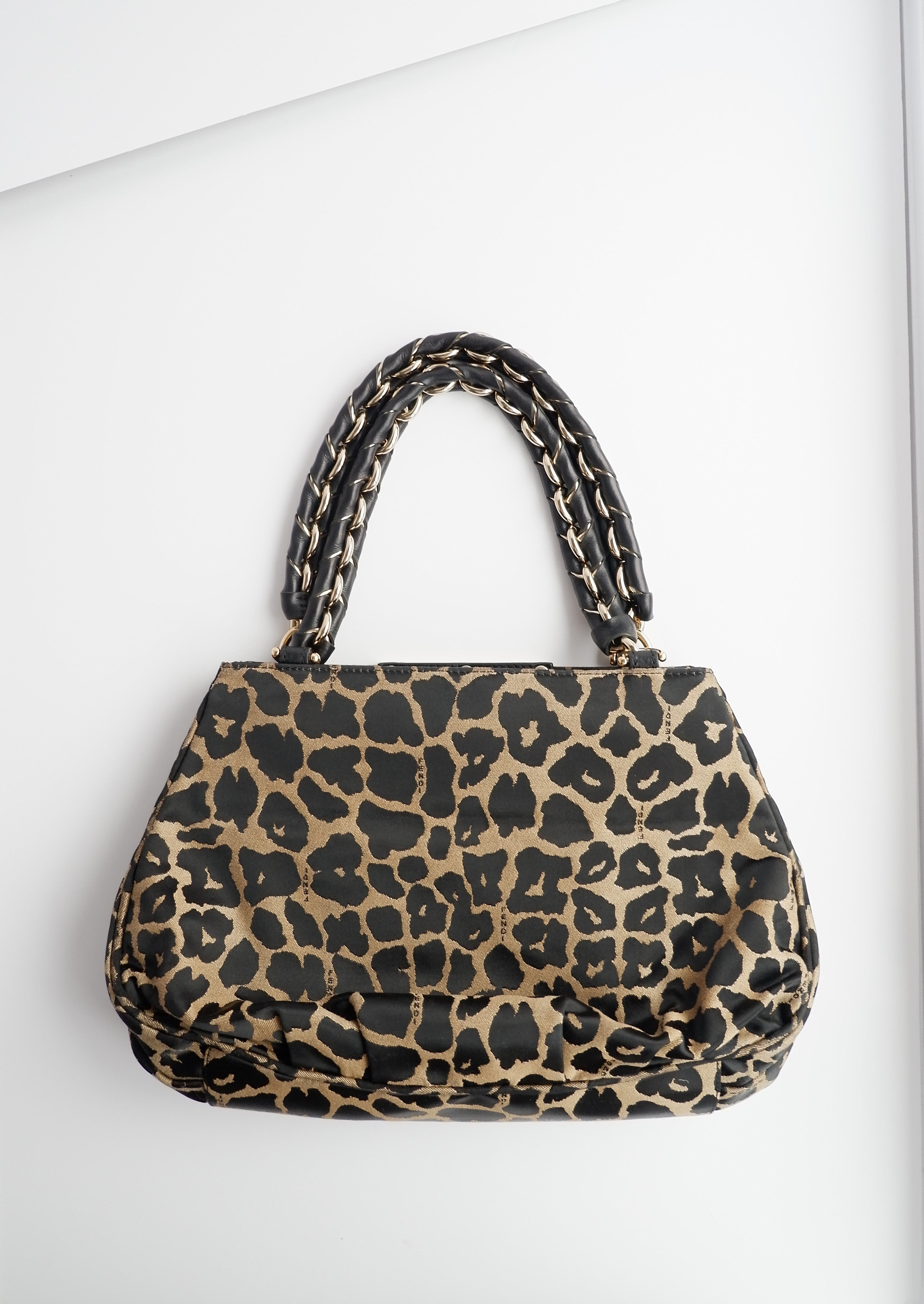 Sac à bandoulière Fendi Léopard authentique d'occasion