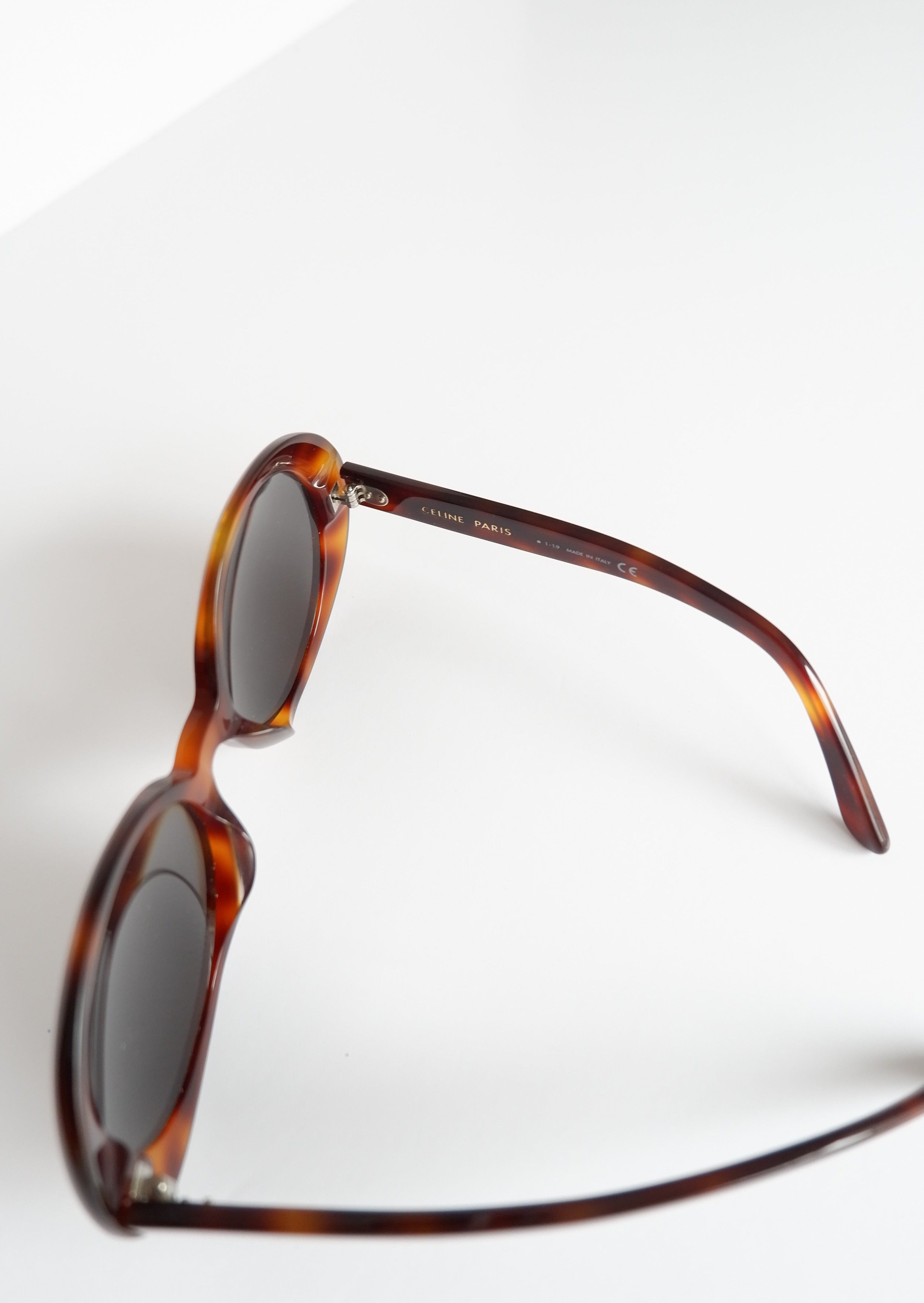 Authentiques lunettes de soleil rondes Celine d'occasion en écaille de tortue